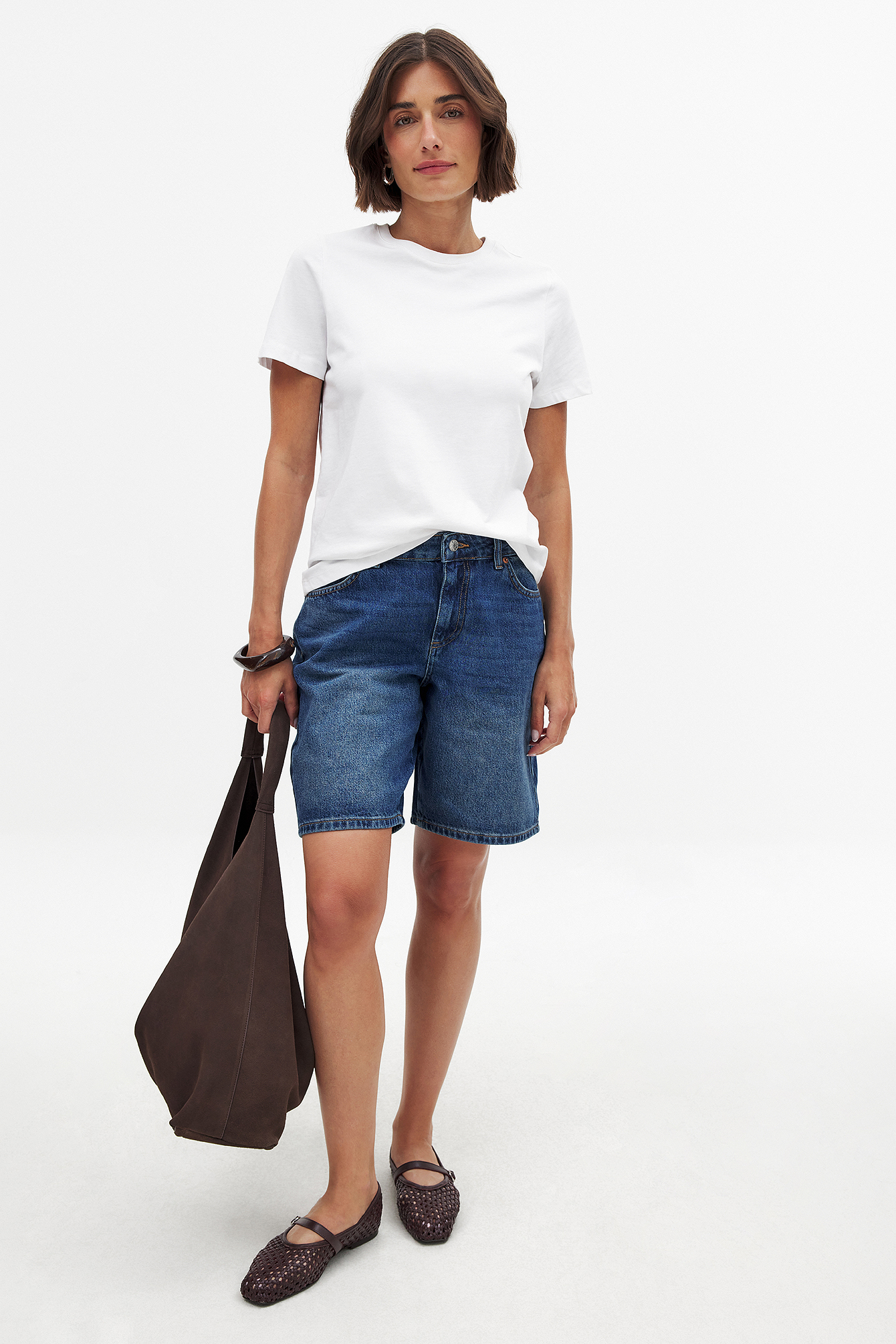 Calvin Klein Mom high waist straight fit korte broek van denim • Indigo Calvin Klein Mom high waist straight fit korte broek van denim • Indigo