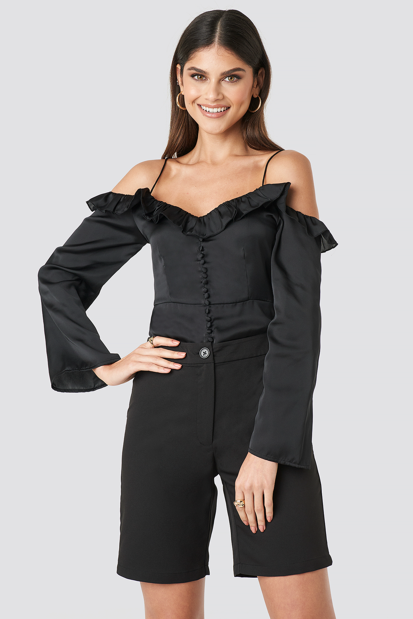 Easy Mid Length Short Black
