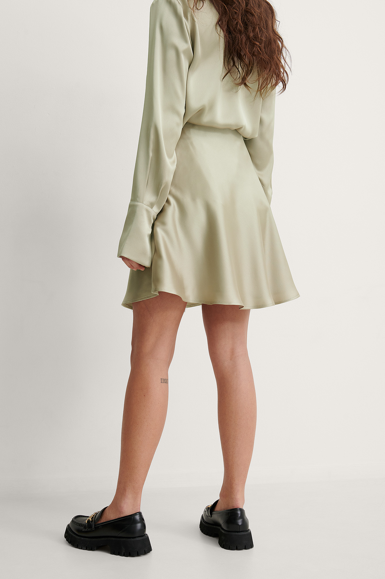 DUNST Women's Satin Skirt Green