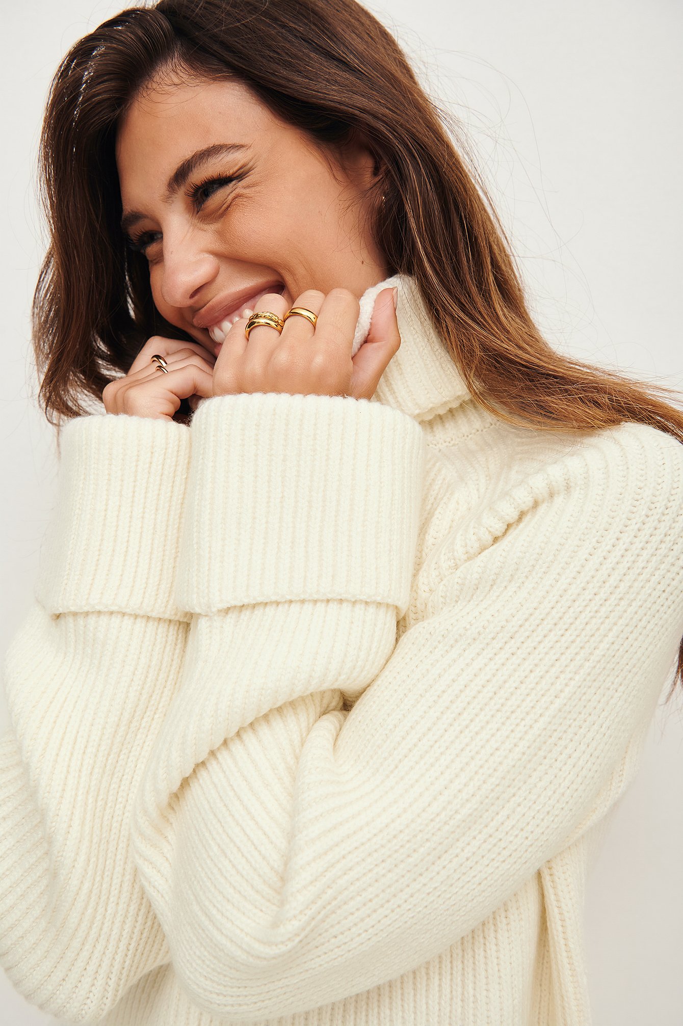 Gardenia Ribbed Knitted High Neck Sweater