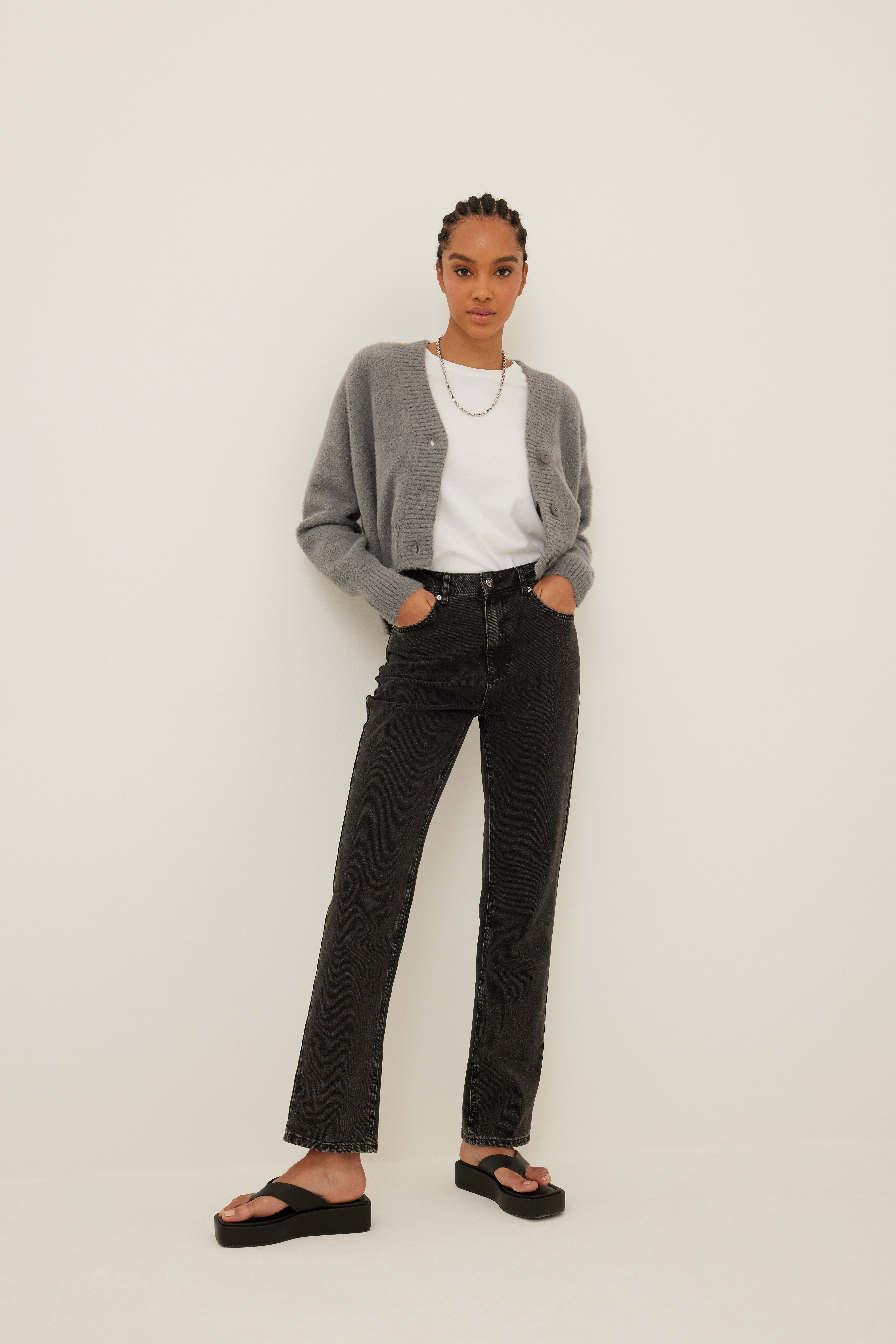 V-neck Knitted Hairy Crop Cardigan Grey 