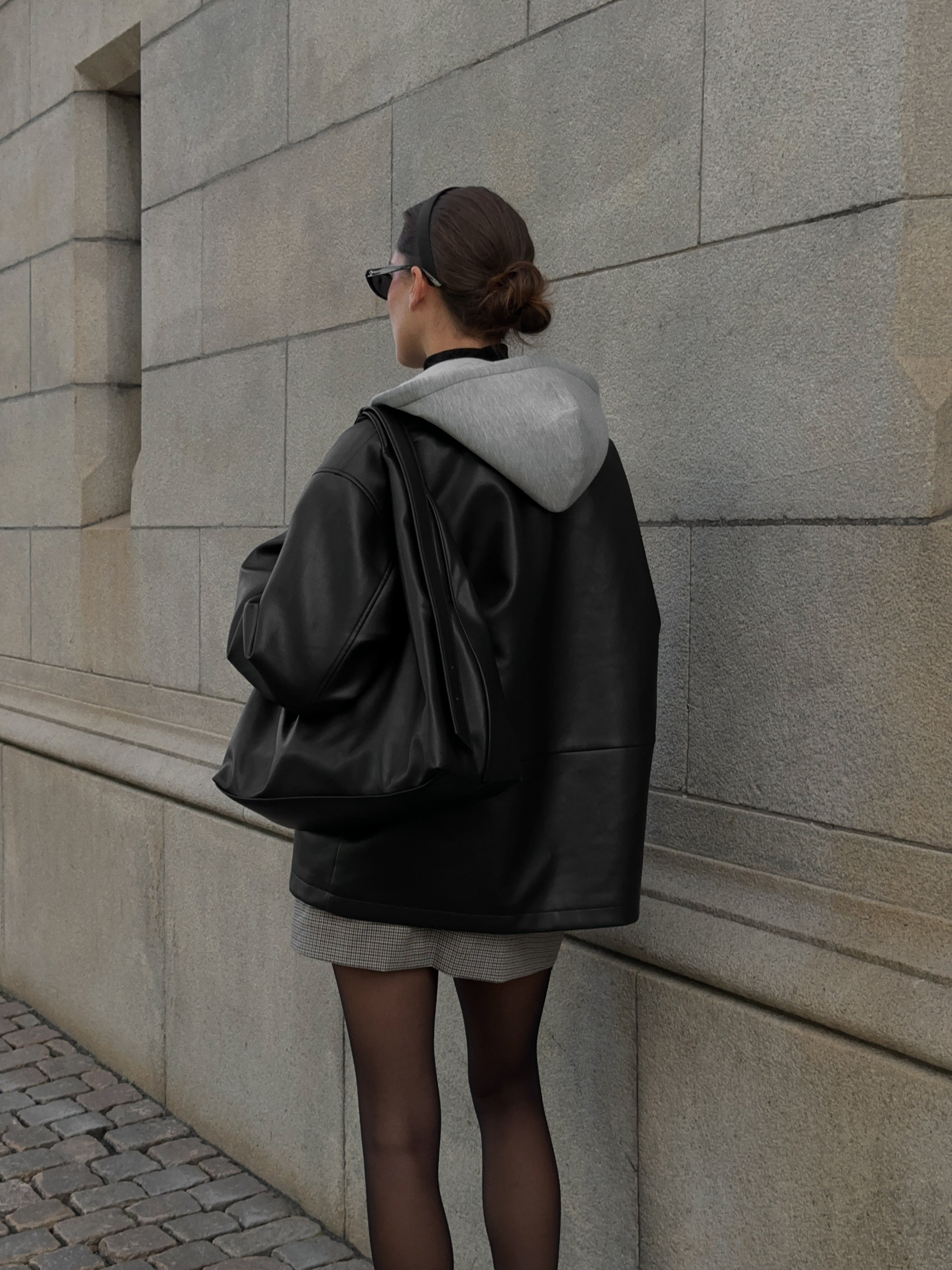 Oblong Shoulder Bag Black