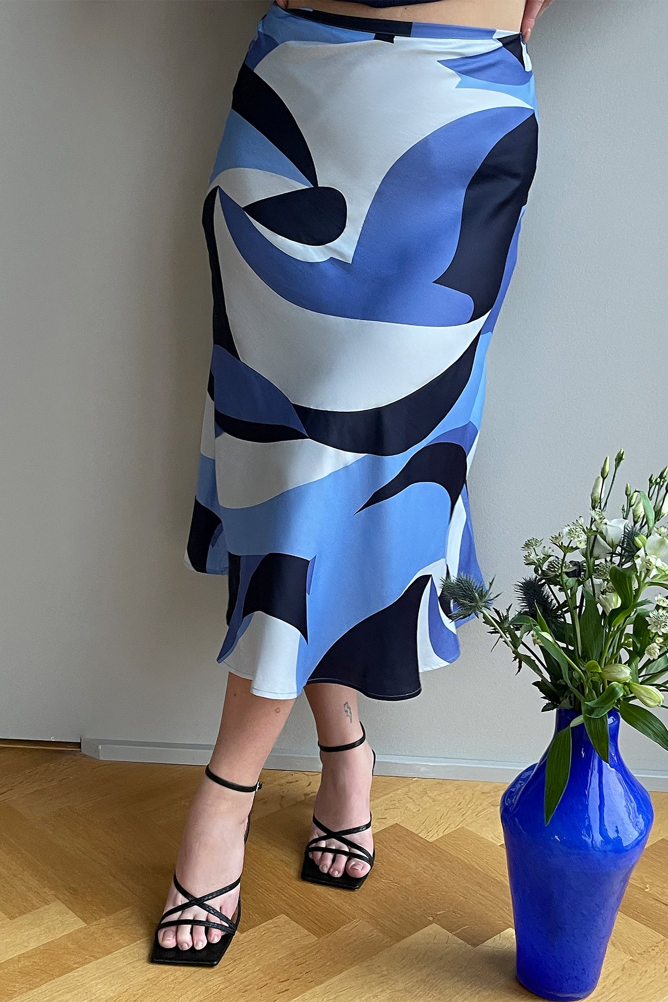 Blue/Print Printed Satin Skirt