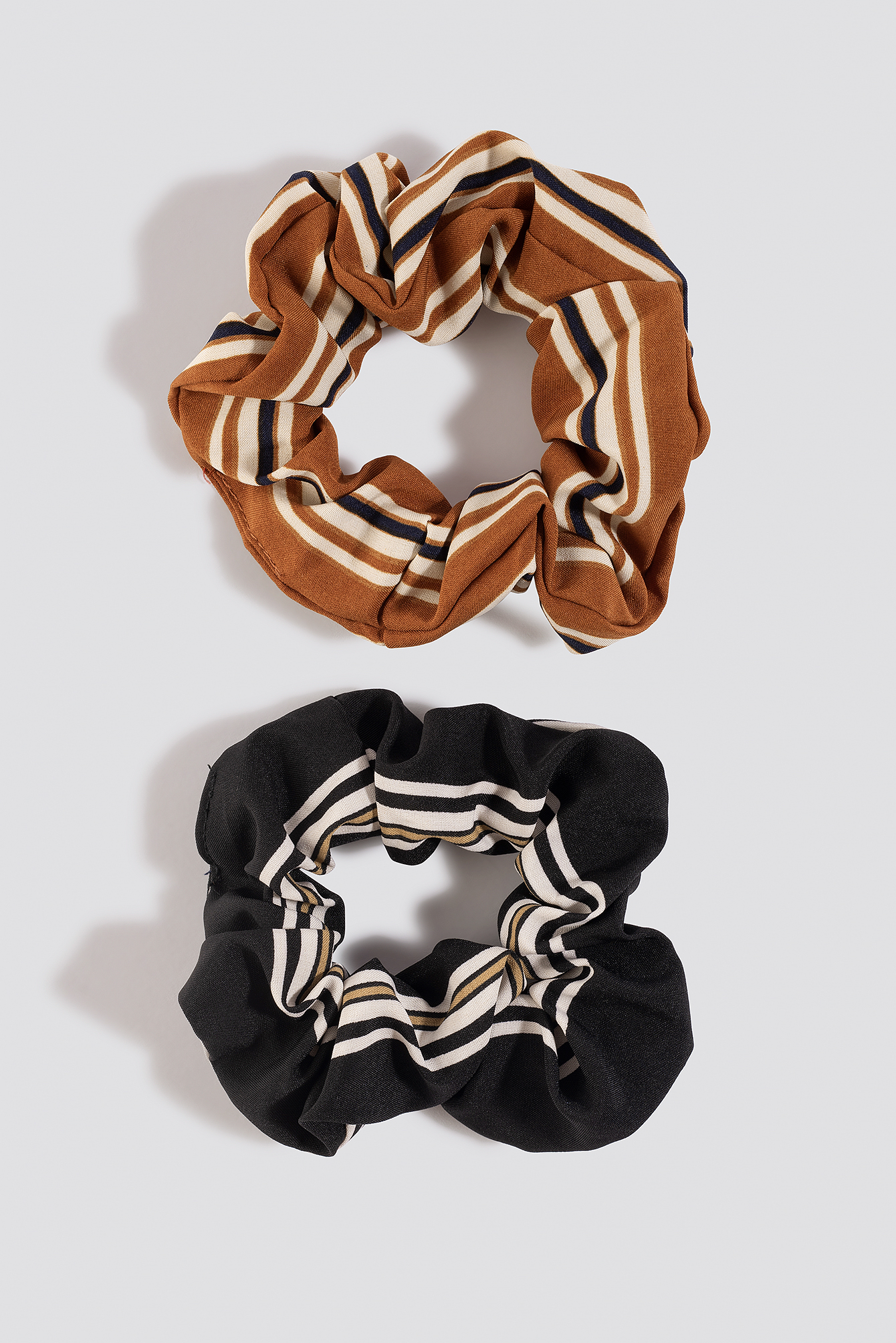 2-Pack Fine Striped Scrunchies Cognac/Black