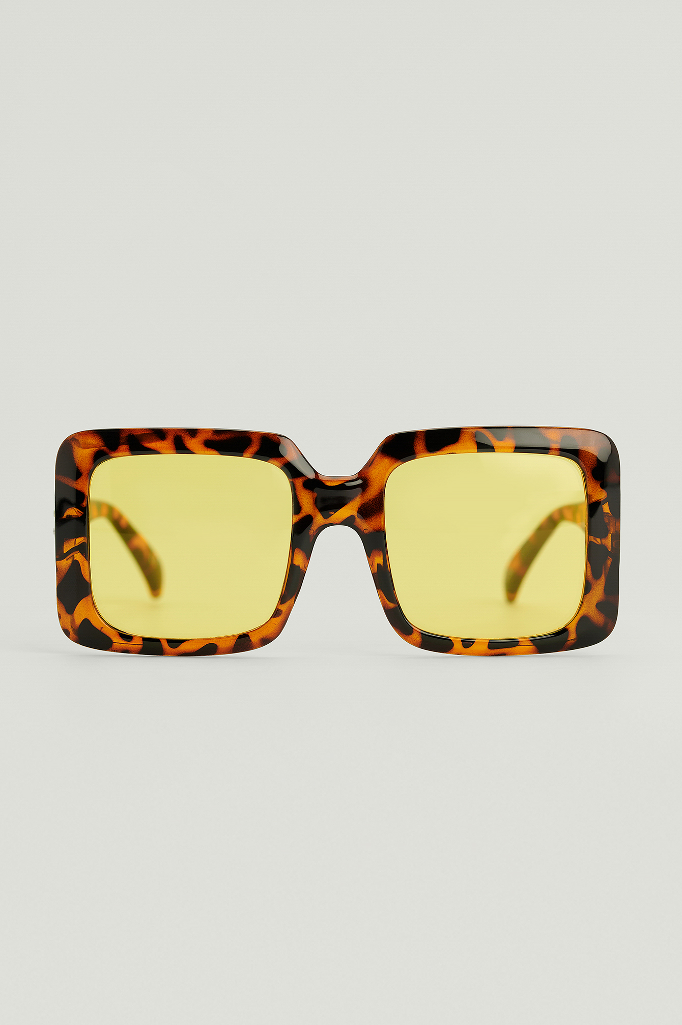 NA-KD Accessories Big Squared Frame Sunglasses - Yellow