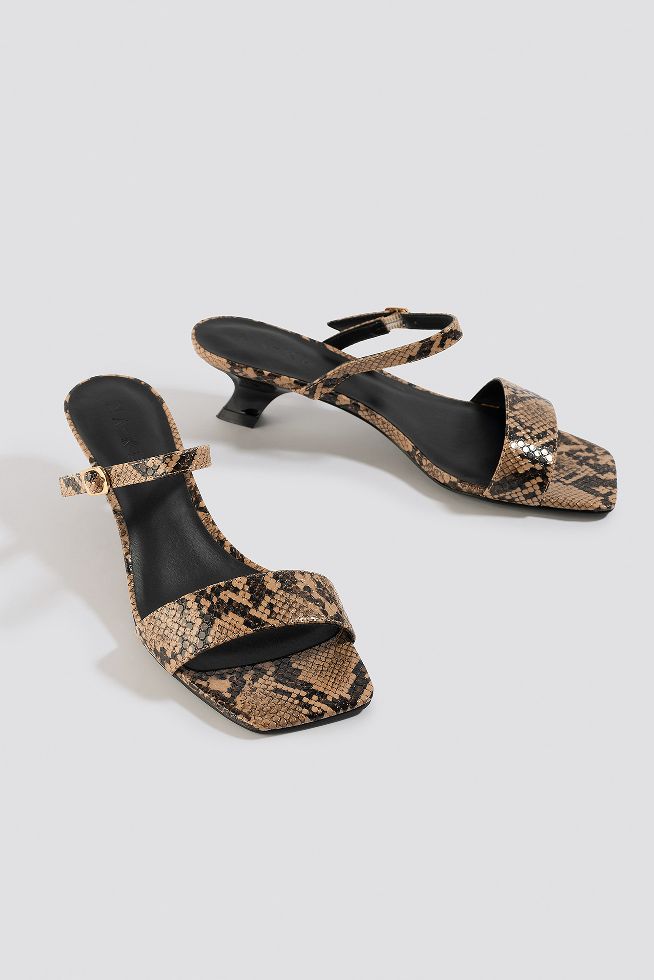 nakd sandals