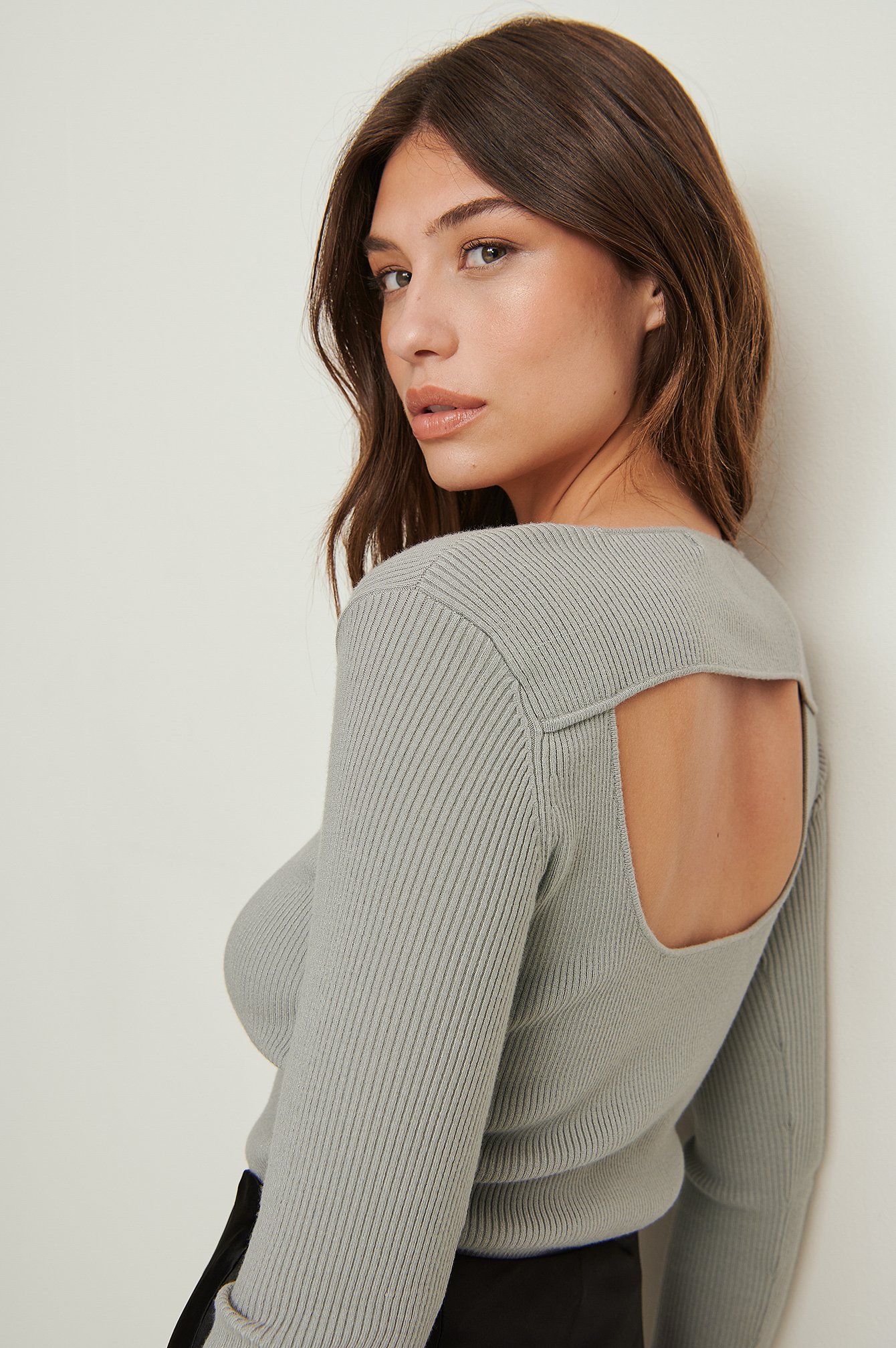 Grey Back Detail Ribbed Knitted Sweater