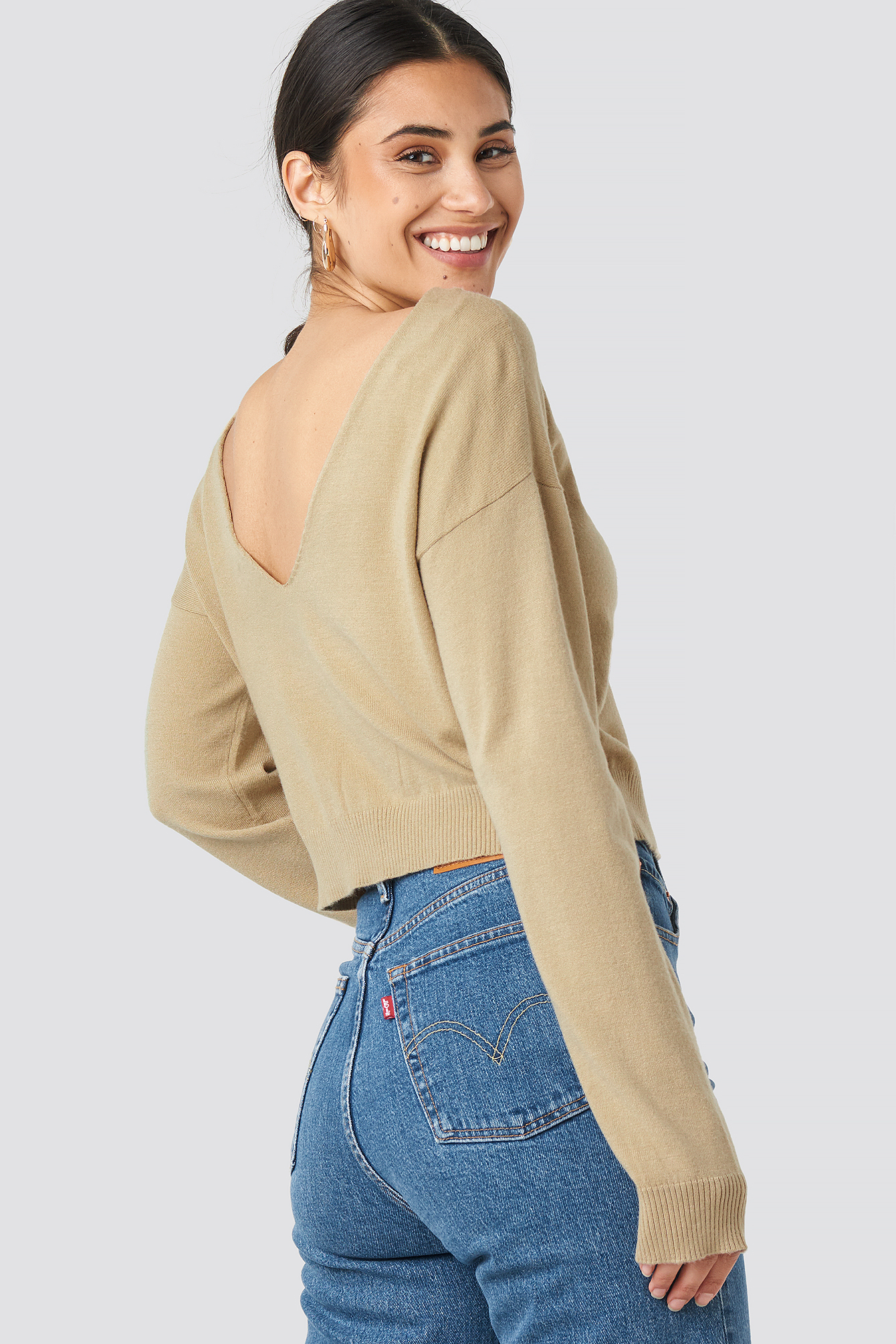 tiara cropped sweater beige
