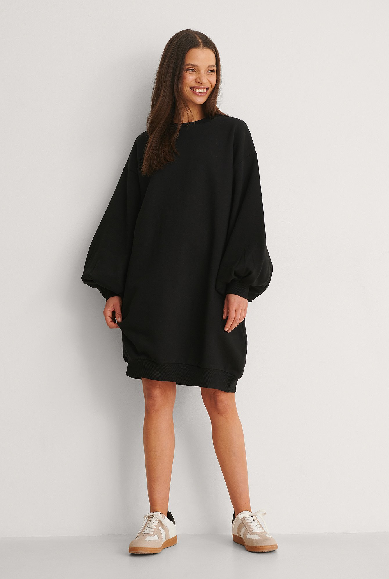 Black Organisch Sweatshirt-Kleid Mit Puffärmeln