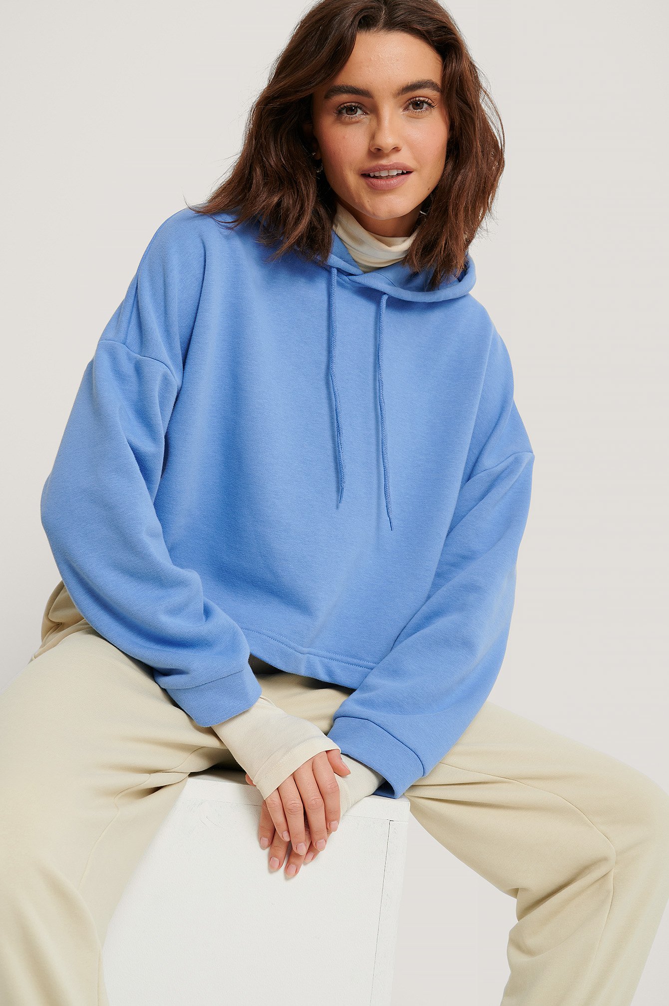 Blue Organisch basic cropped hoodie