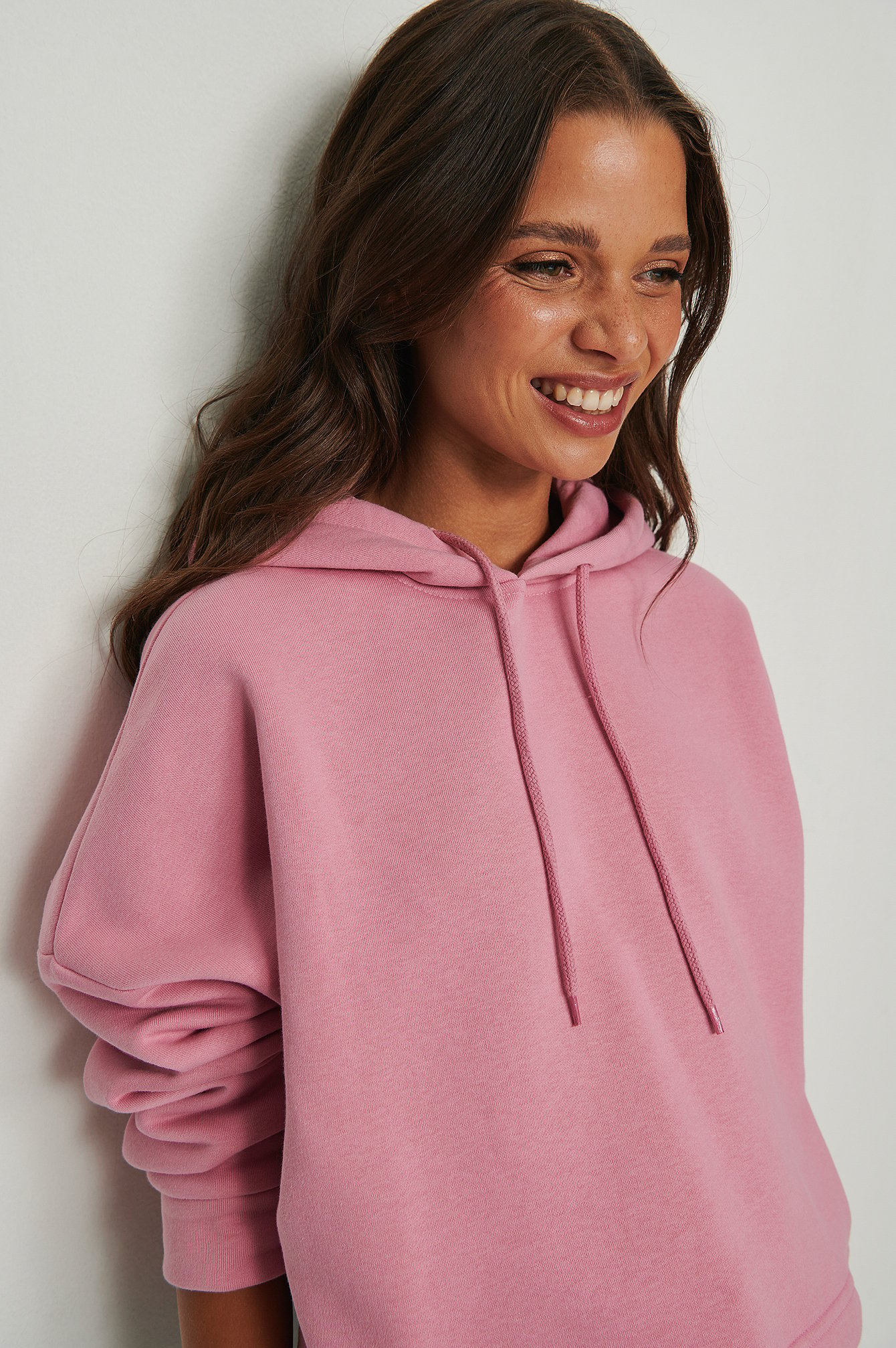 Old Pink Organisch basic cropped hoodie