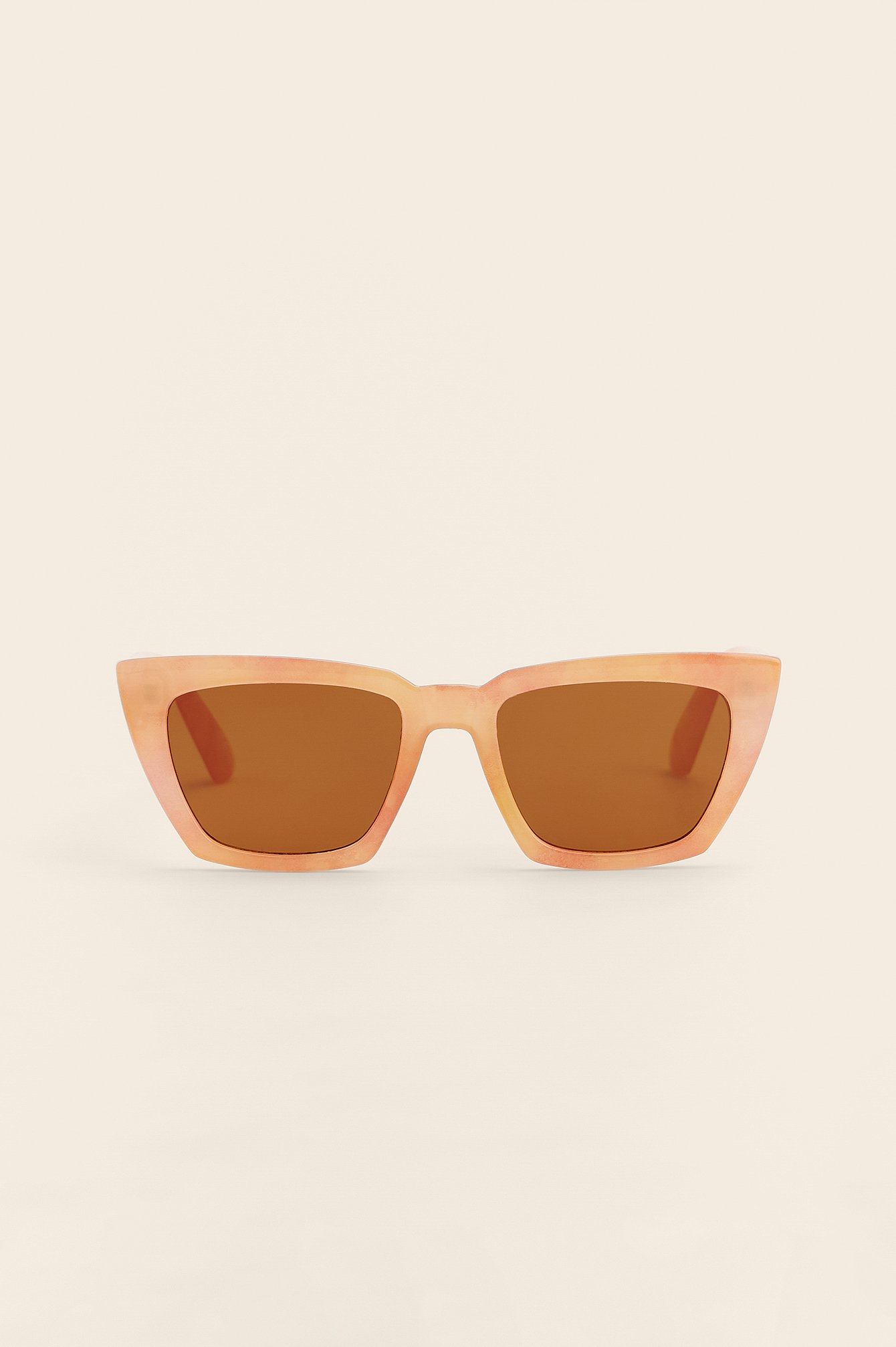 Amber Tortois Basic Squared Sunglasses