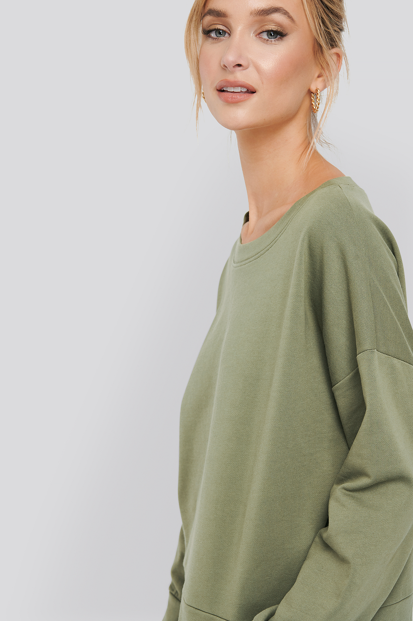 Basic Wide Sweater Khaki