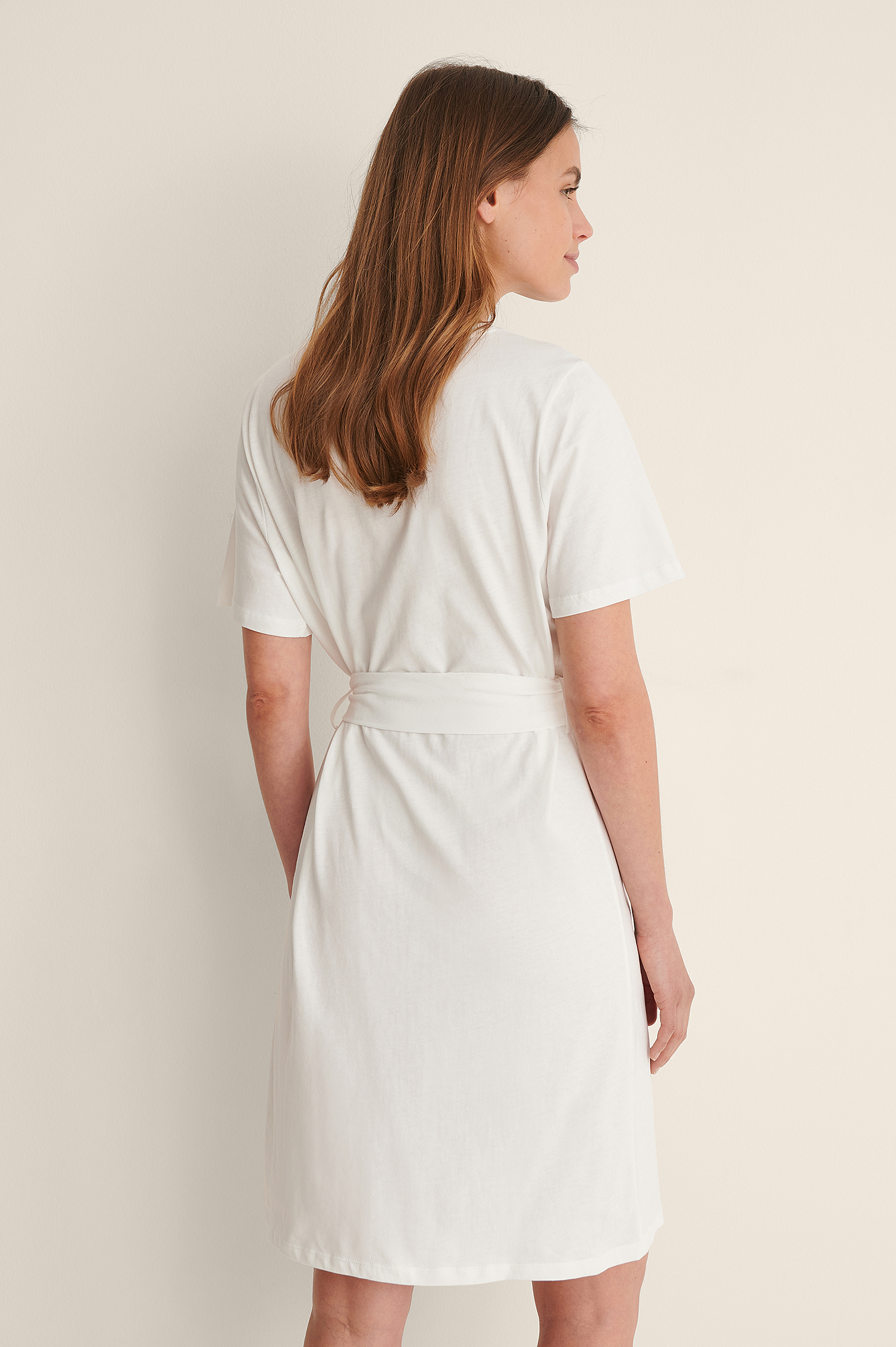 Belt Detail T-shirt Dress Offwhite | na 