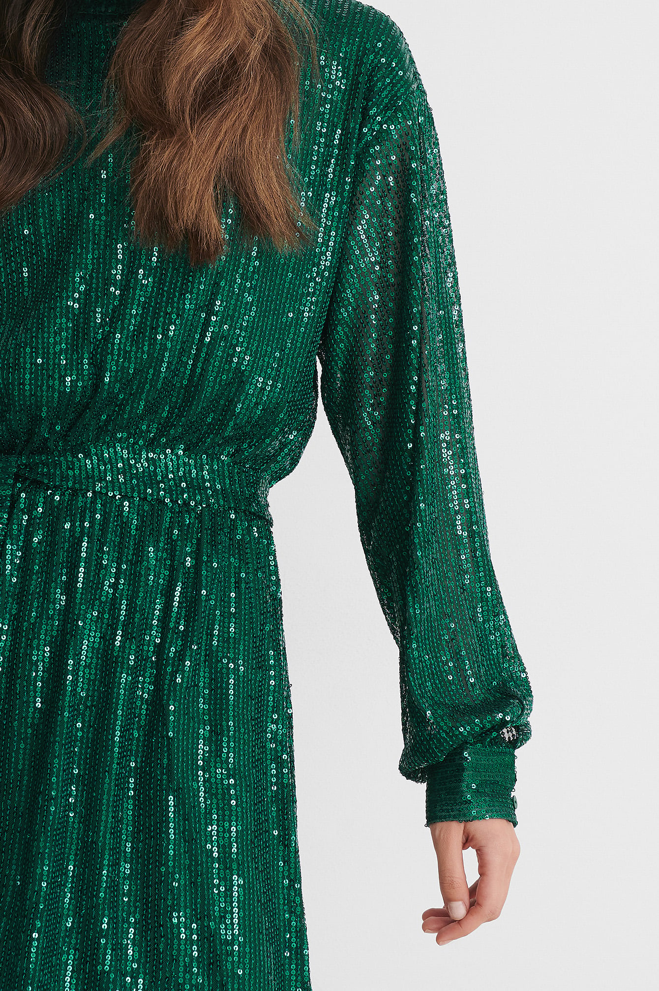 Grobes Langärmeliges Pailletten-Kleid Grün | na-kd.com