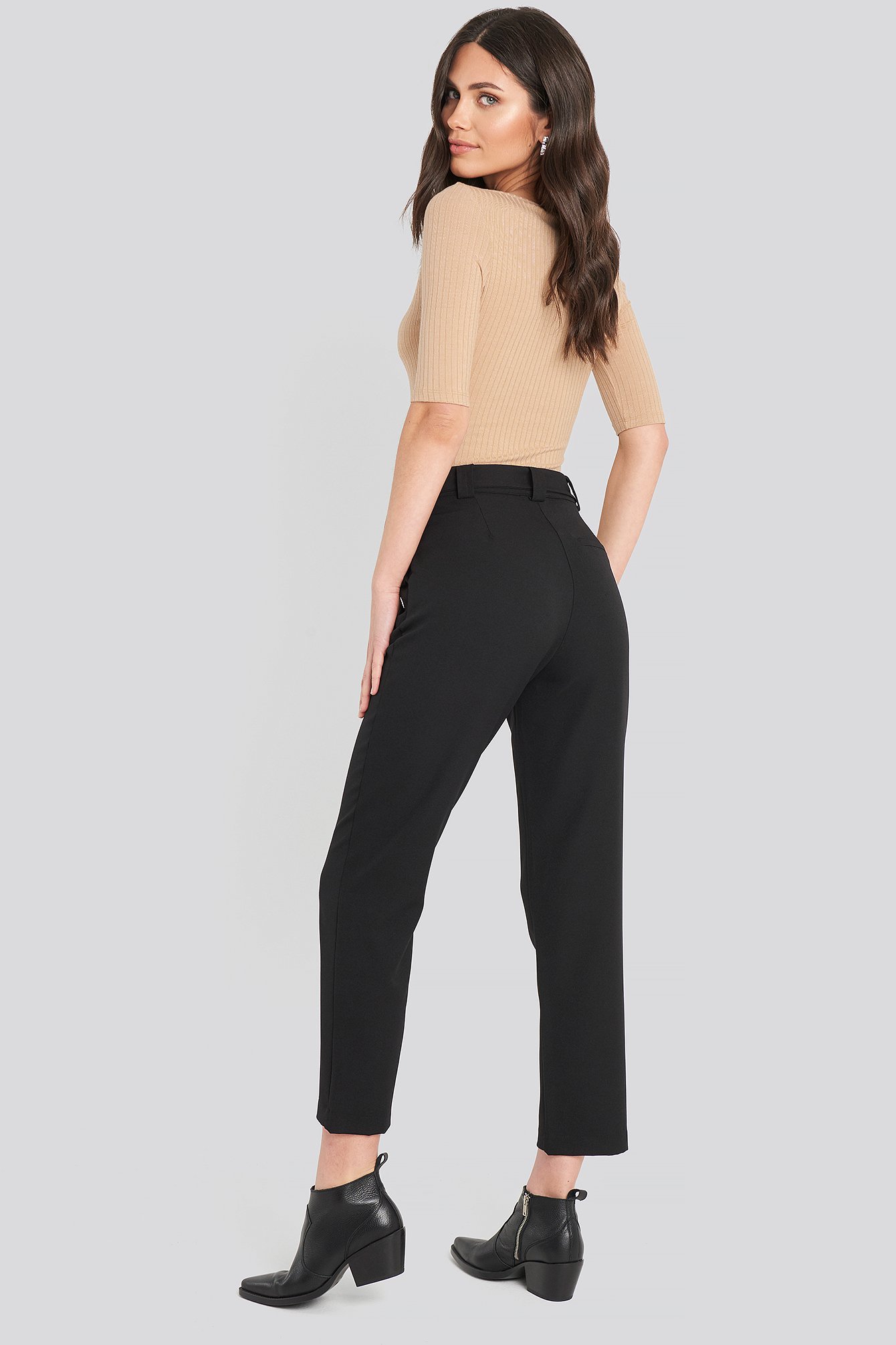 belted trouser
