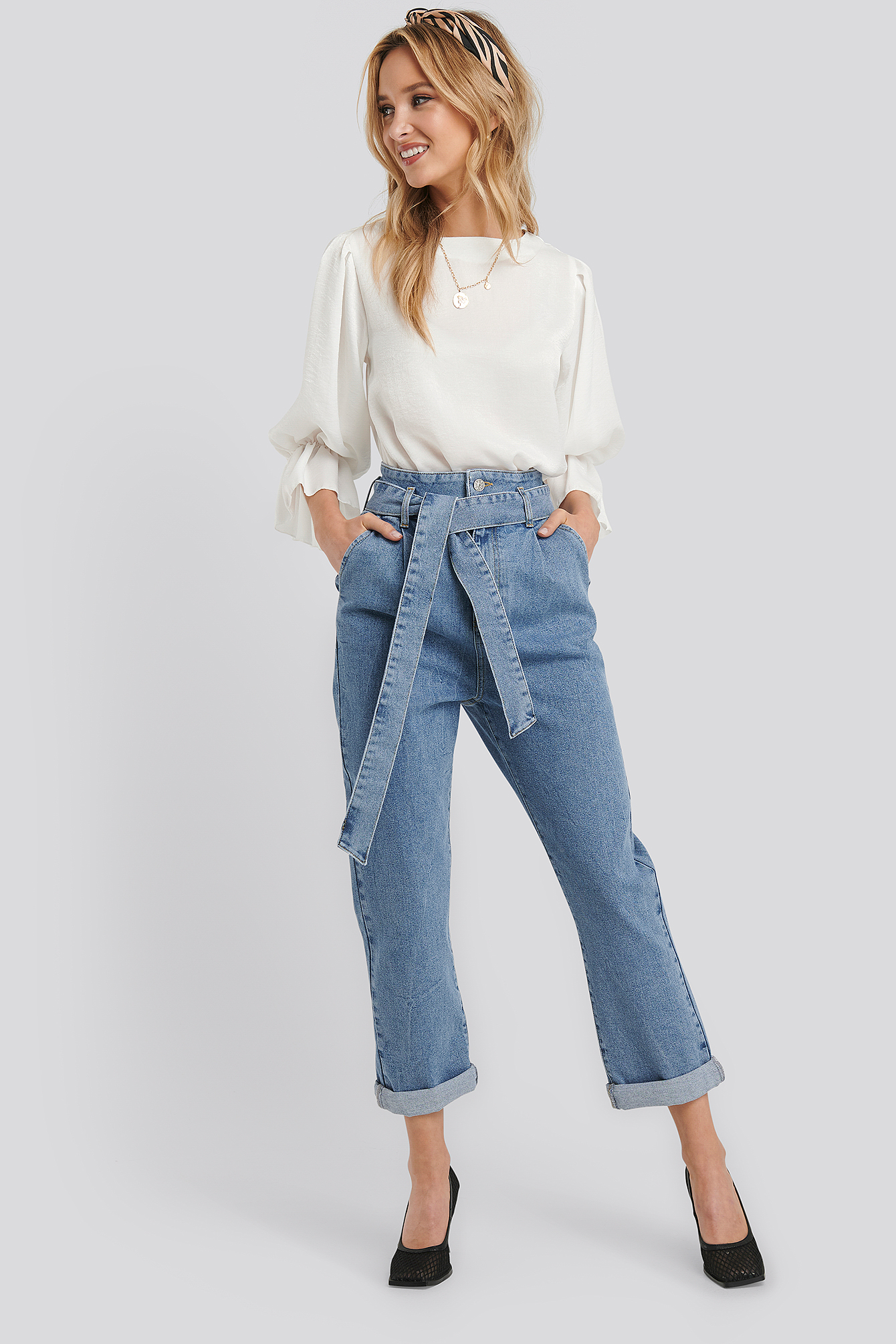 Belted Paperbag Turn Up Jeans Light Blue Wash