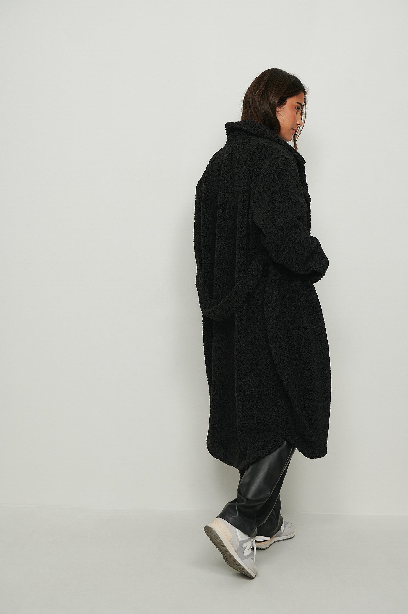 Belted Teddy Coat Black | na-kd.com