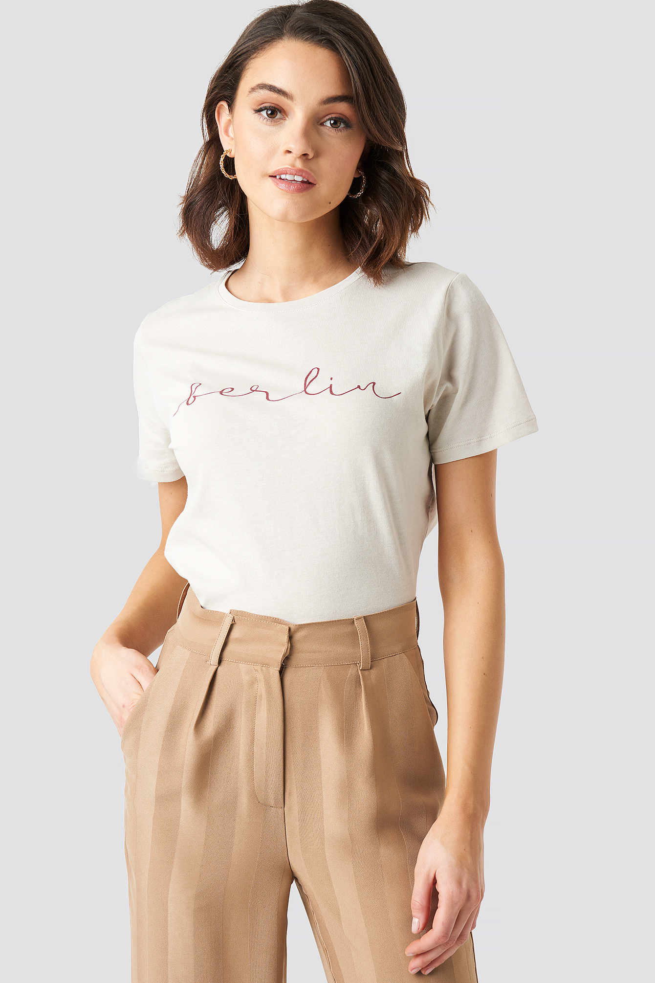 Berlin Print Tee Dusty Light Beige