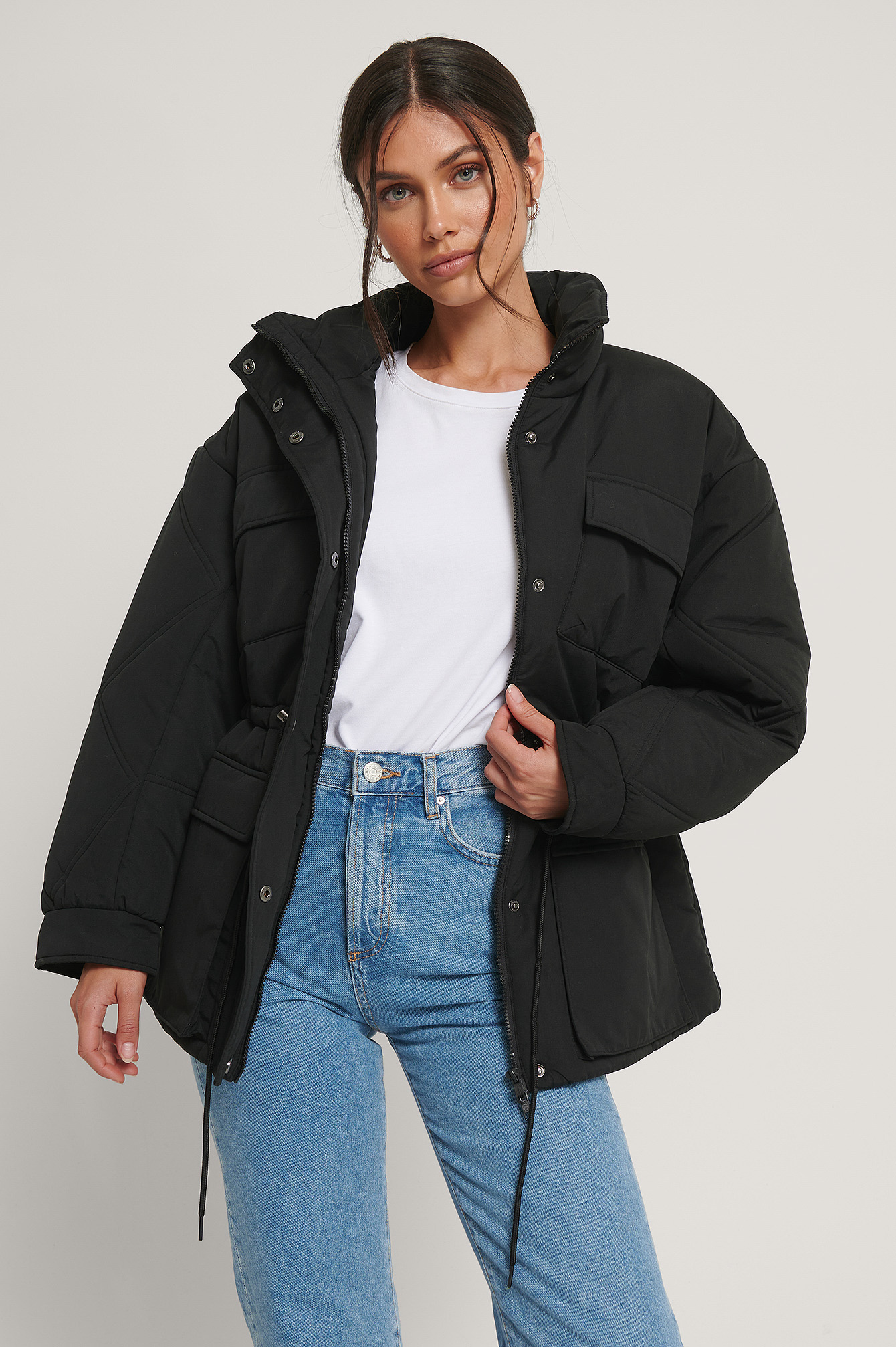 Big Pocket Drawstring Jacket Black NAKD