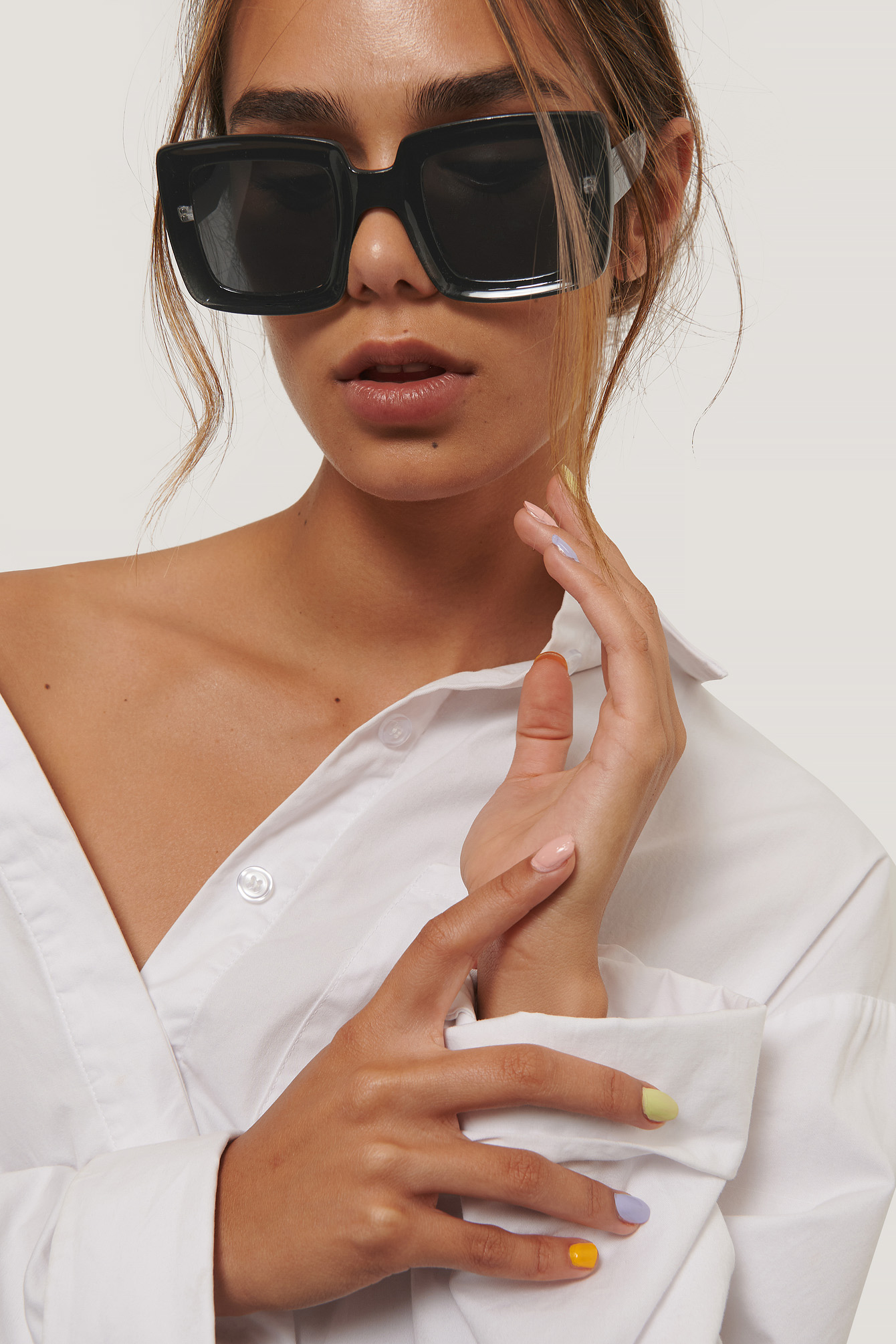 Big Retro Sunglasses Black NAKD