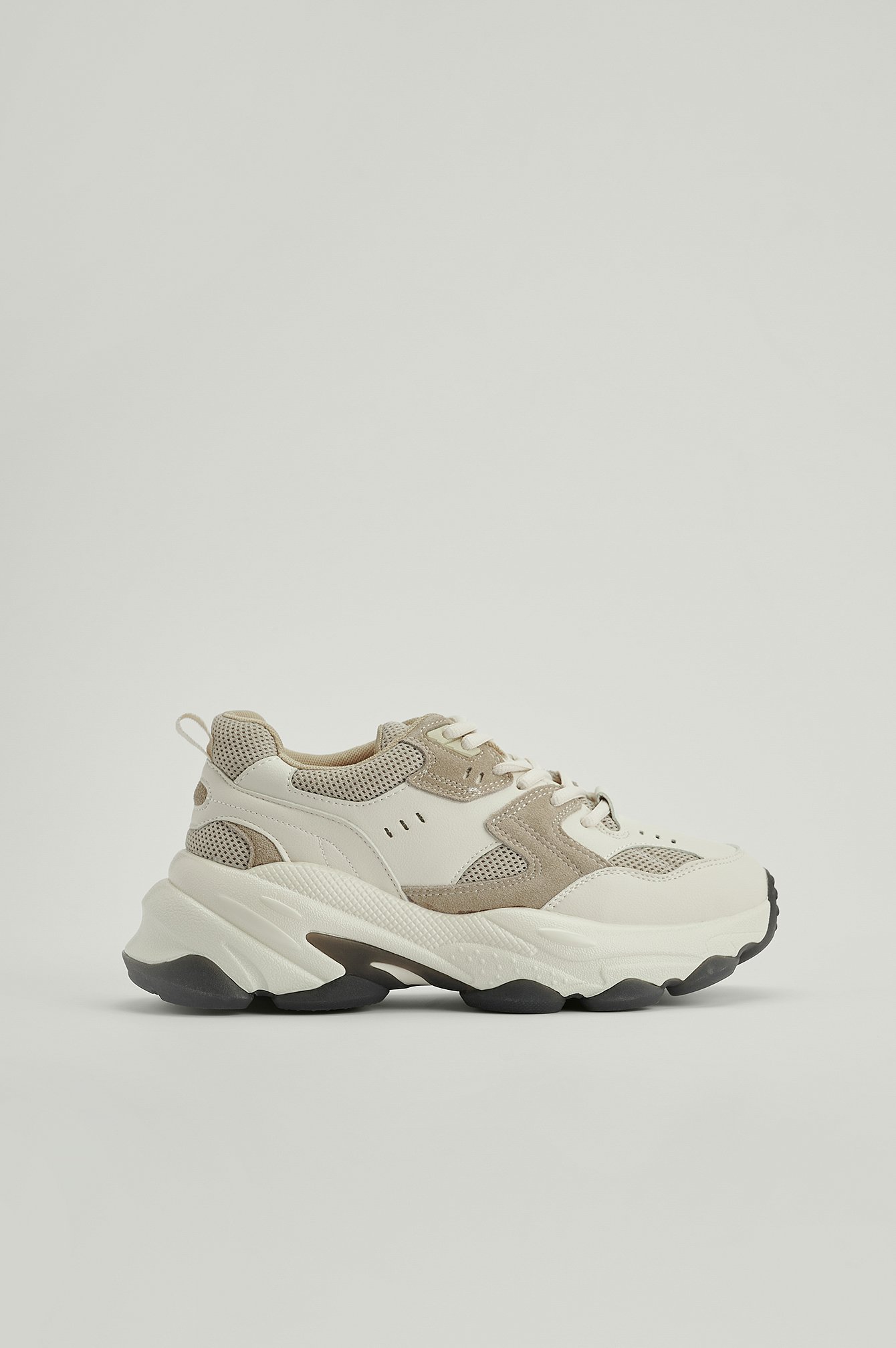 Beige Trainers med sula