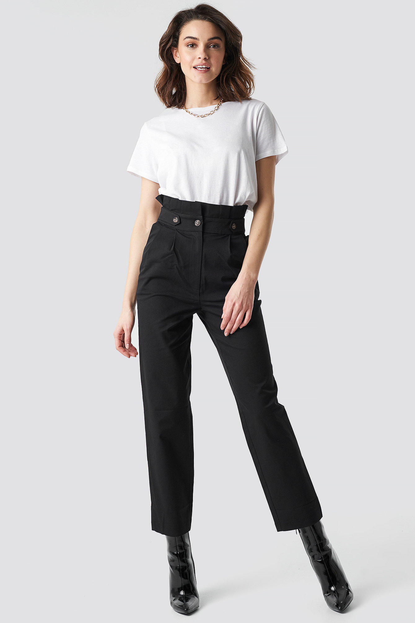Button Detail Paperbag Pants Black