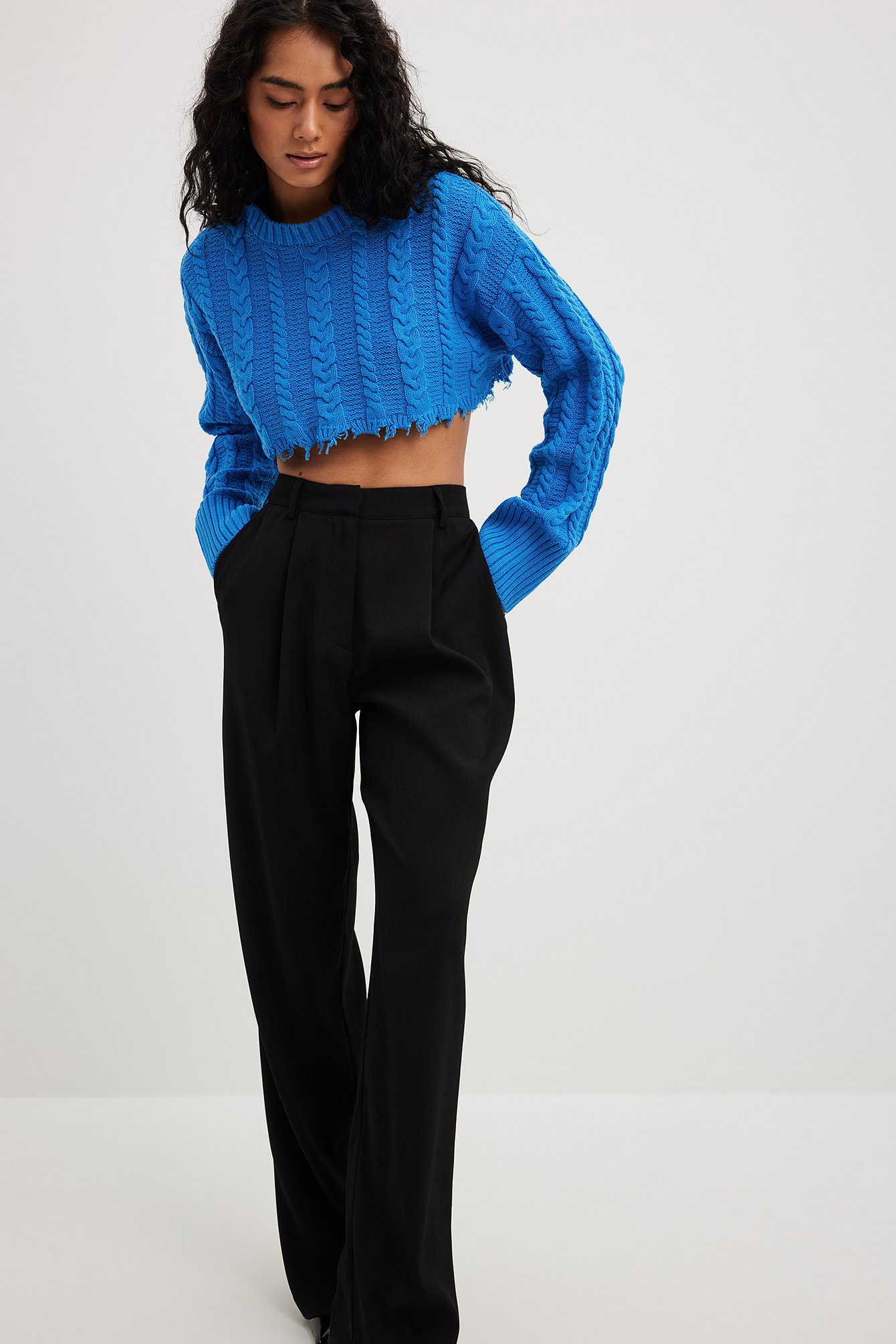 Carla Ginola X Na-Kd Cable Knitted Cropped Sweater - Blue