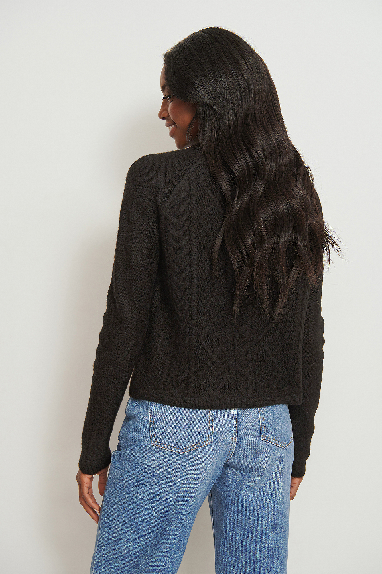 Black Cable Knitted Round Neck Sweater