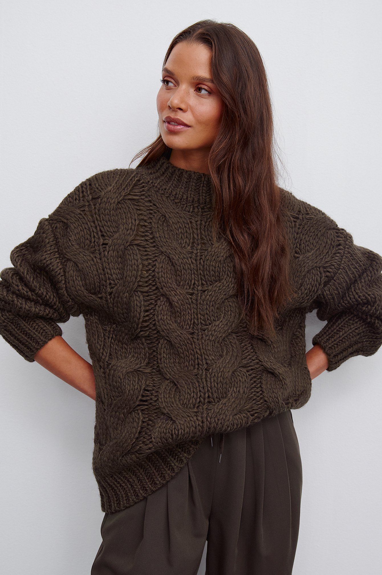 Claire Rose x NA-KD Cable Knitted Sweater - Brown