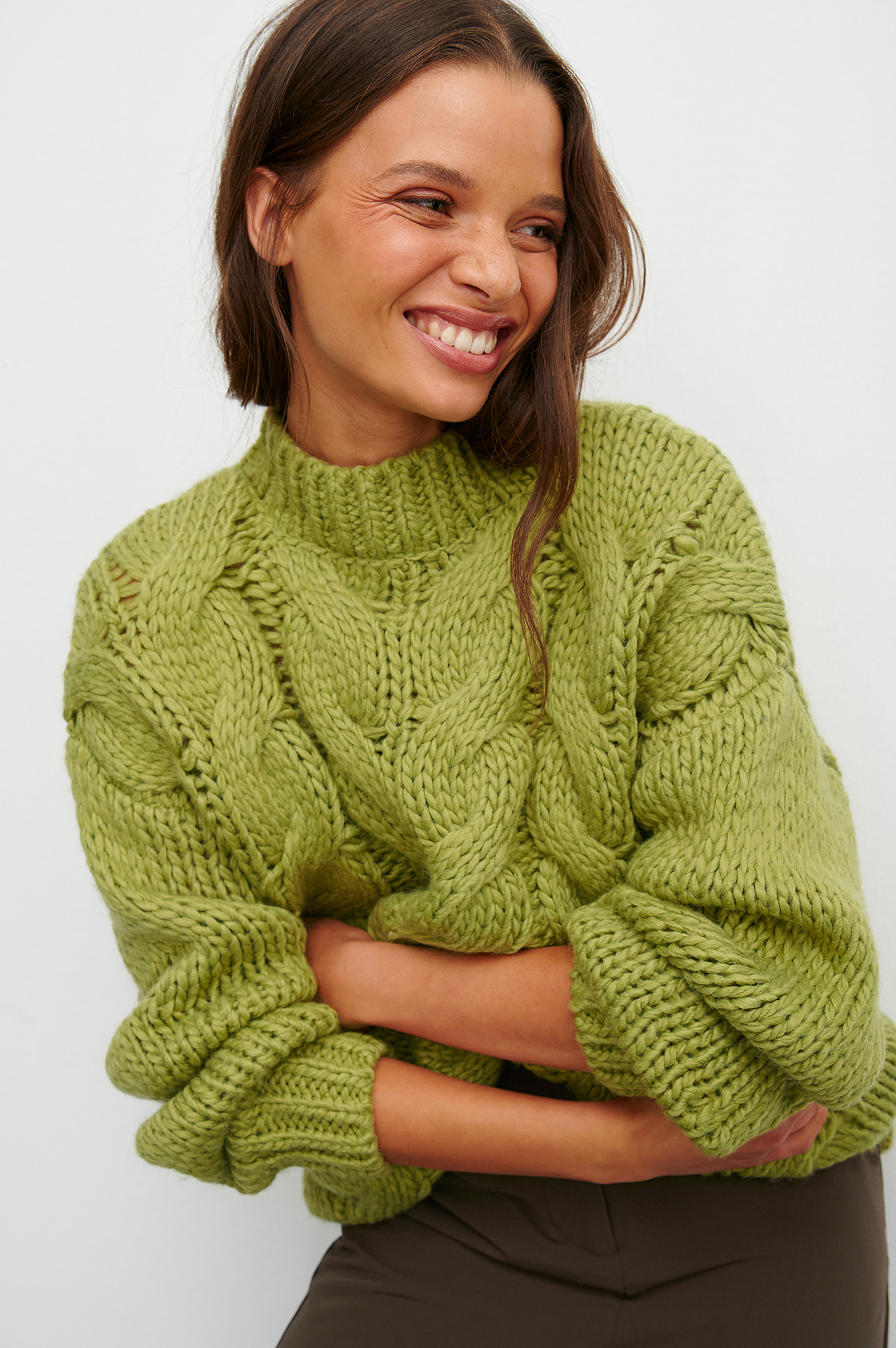 Maglione in maglia a trecce Verde | na-kd.com