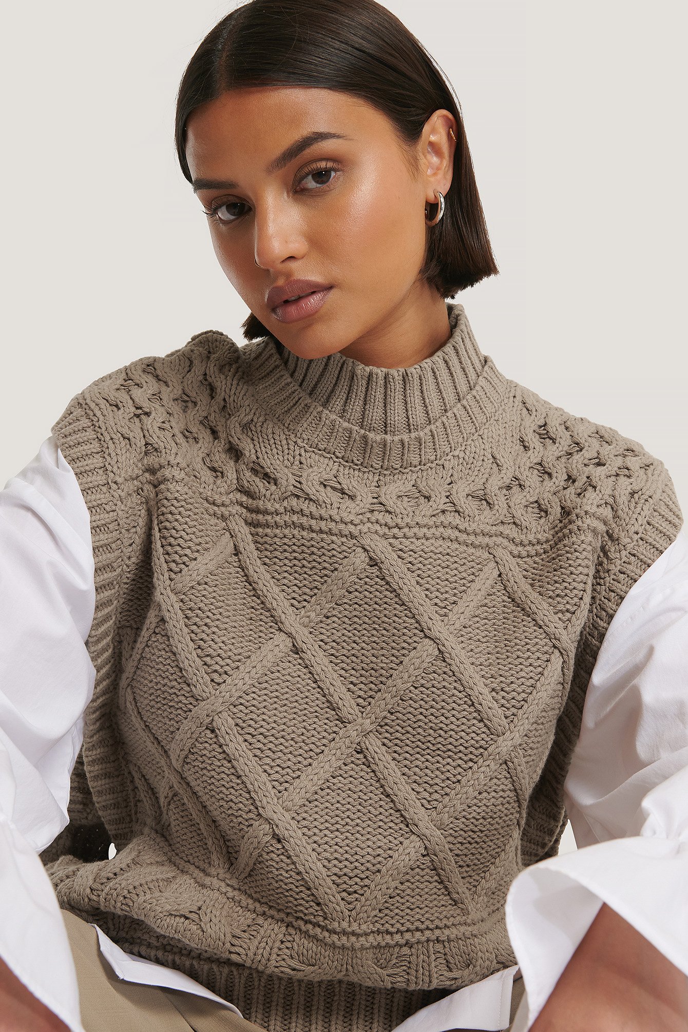 Nougat NA-KD Trend Cable Knitted Vest