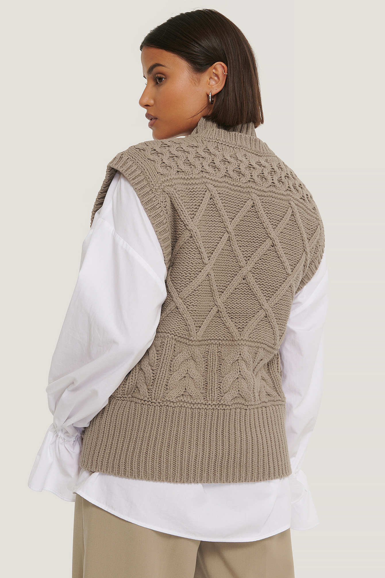 Cable Knitted Vest Brown | na-kd.com