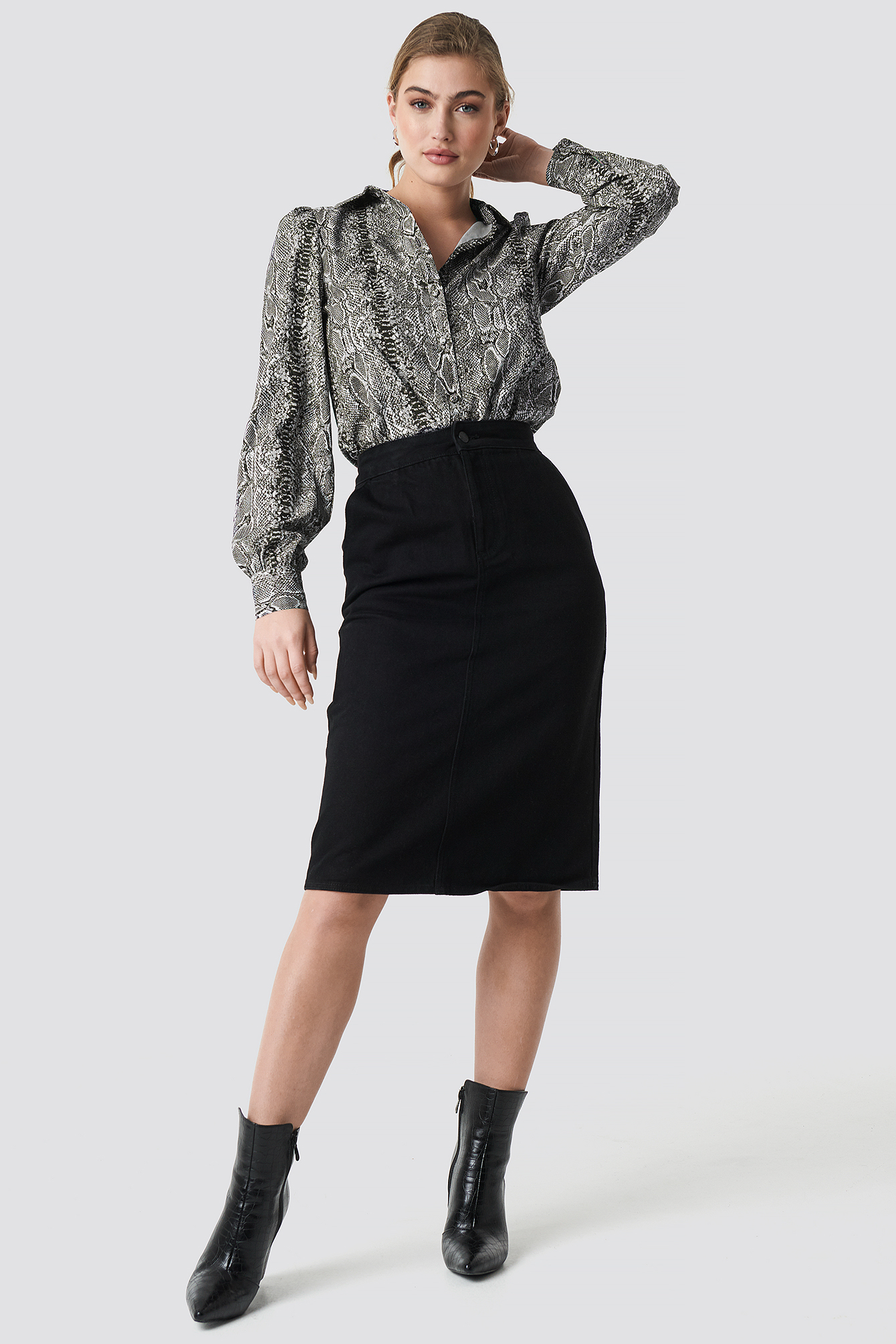 Cargo Midi Skirt Black