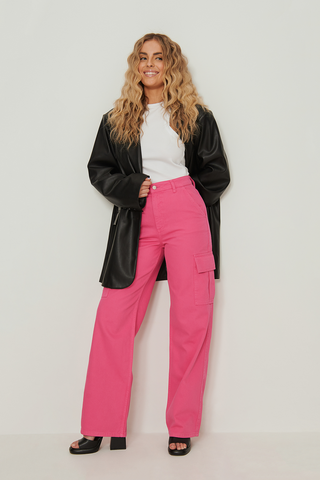 NA-KD Trend Organic Cargo Wide Leg Jeans - Pink