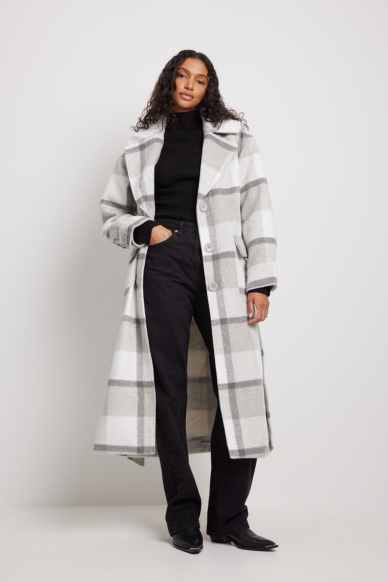 Checked Oversized Belted Coat Beige | NA-KD