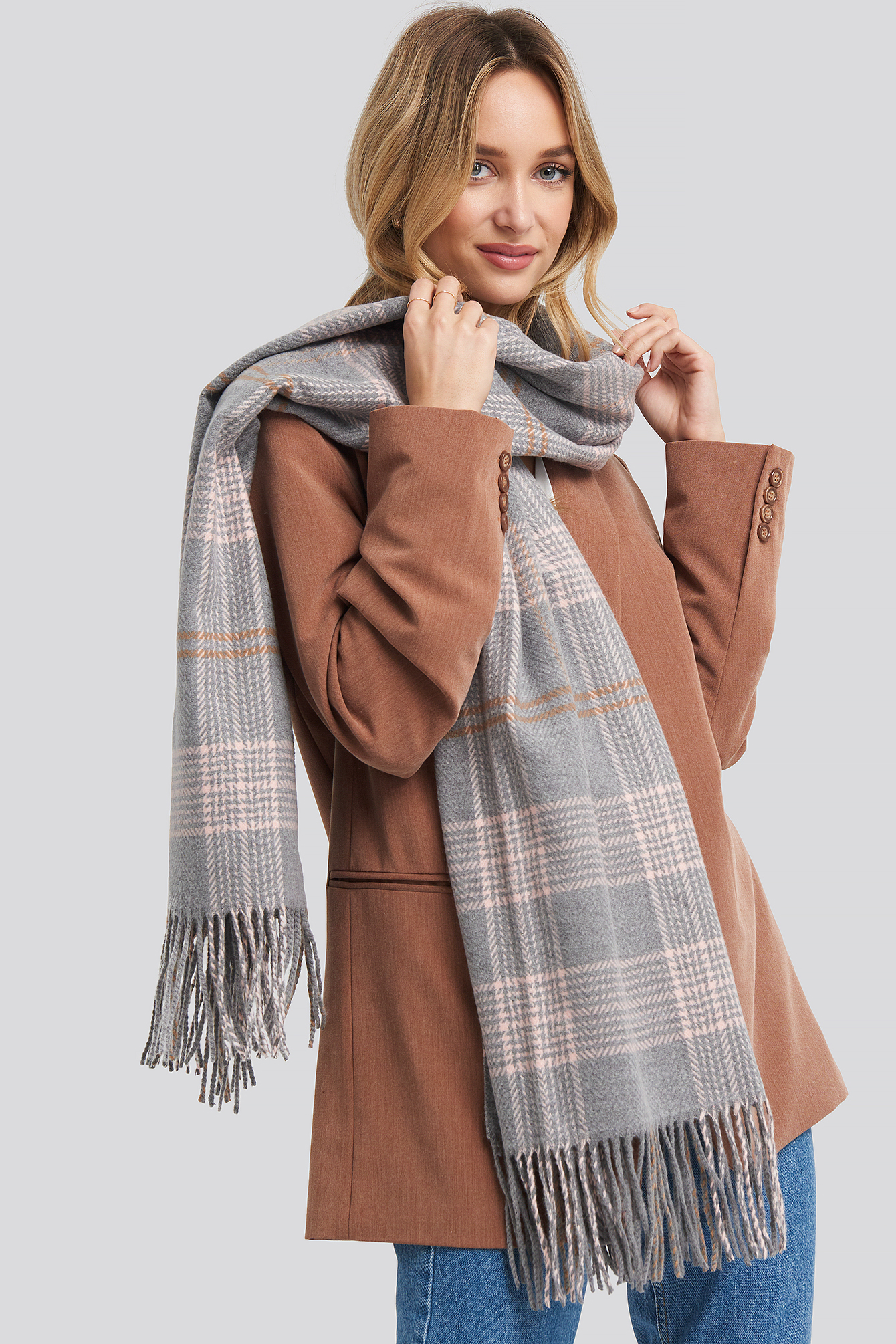 Checked Soft Scarf Grey