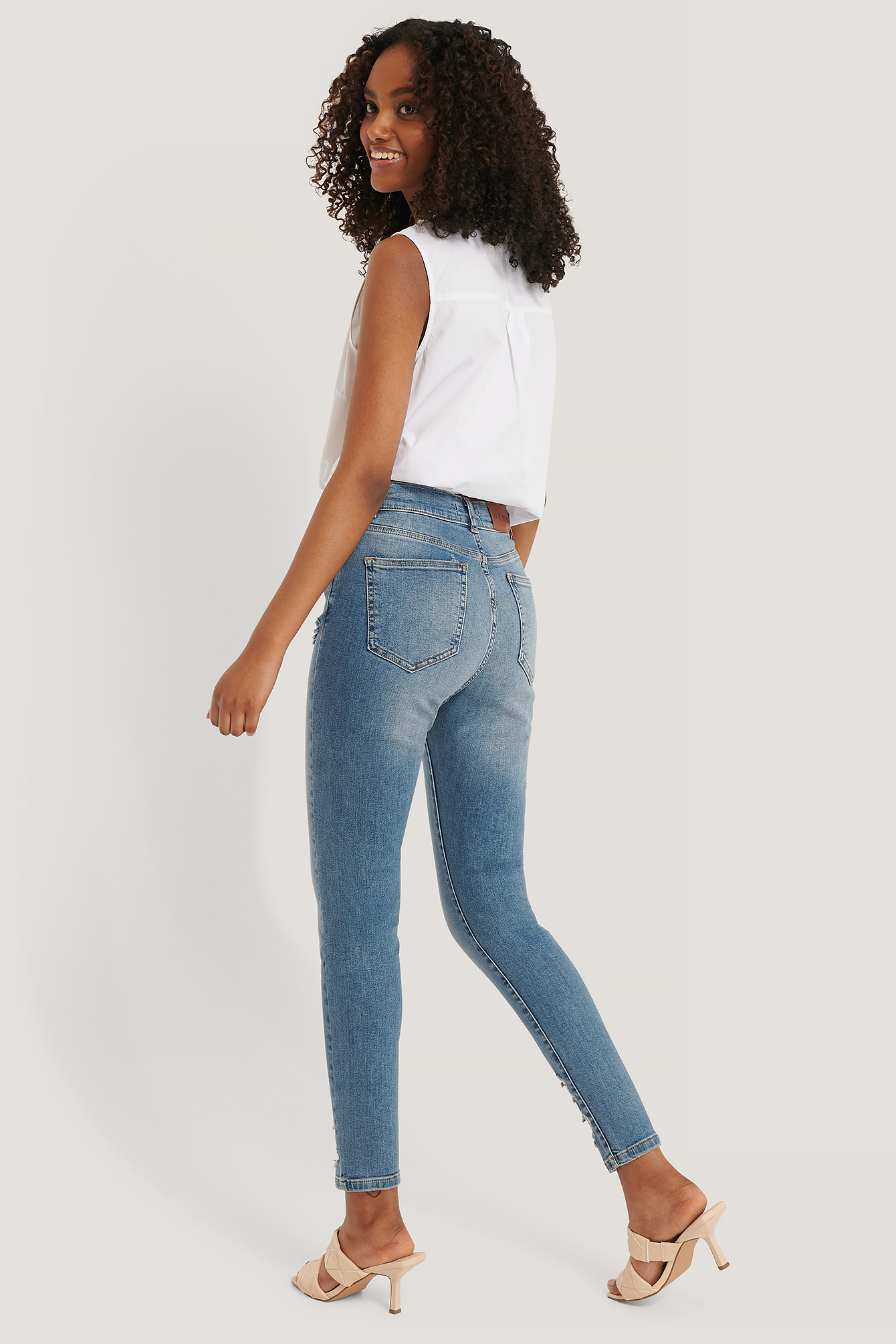 Chewed Hem Skinny Cropped Jeans Blue 