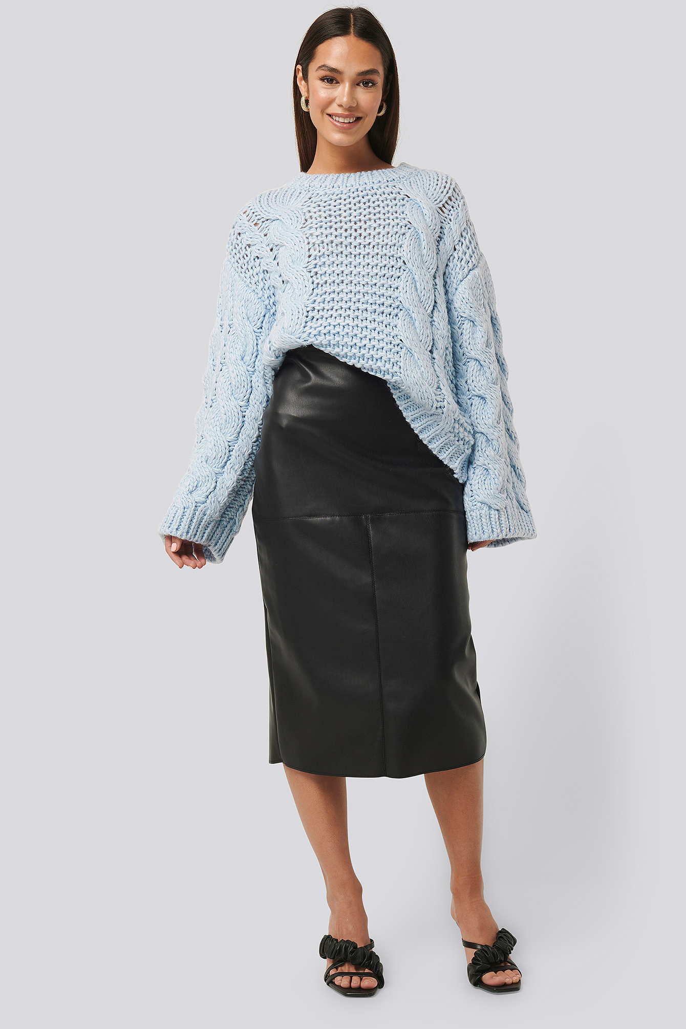 Chunky Cable Knitted Sweater Blue