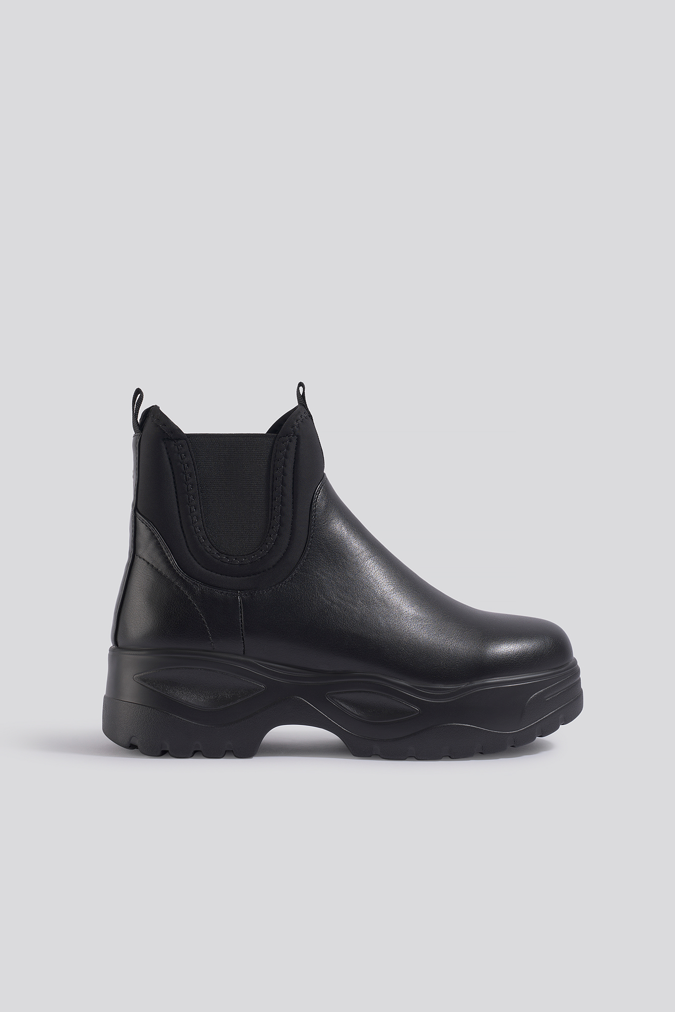 Chunky Chelsea Boots Black