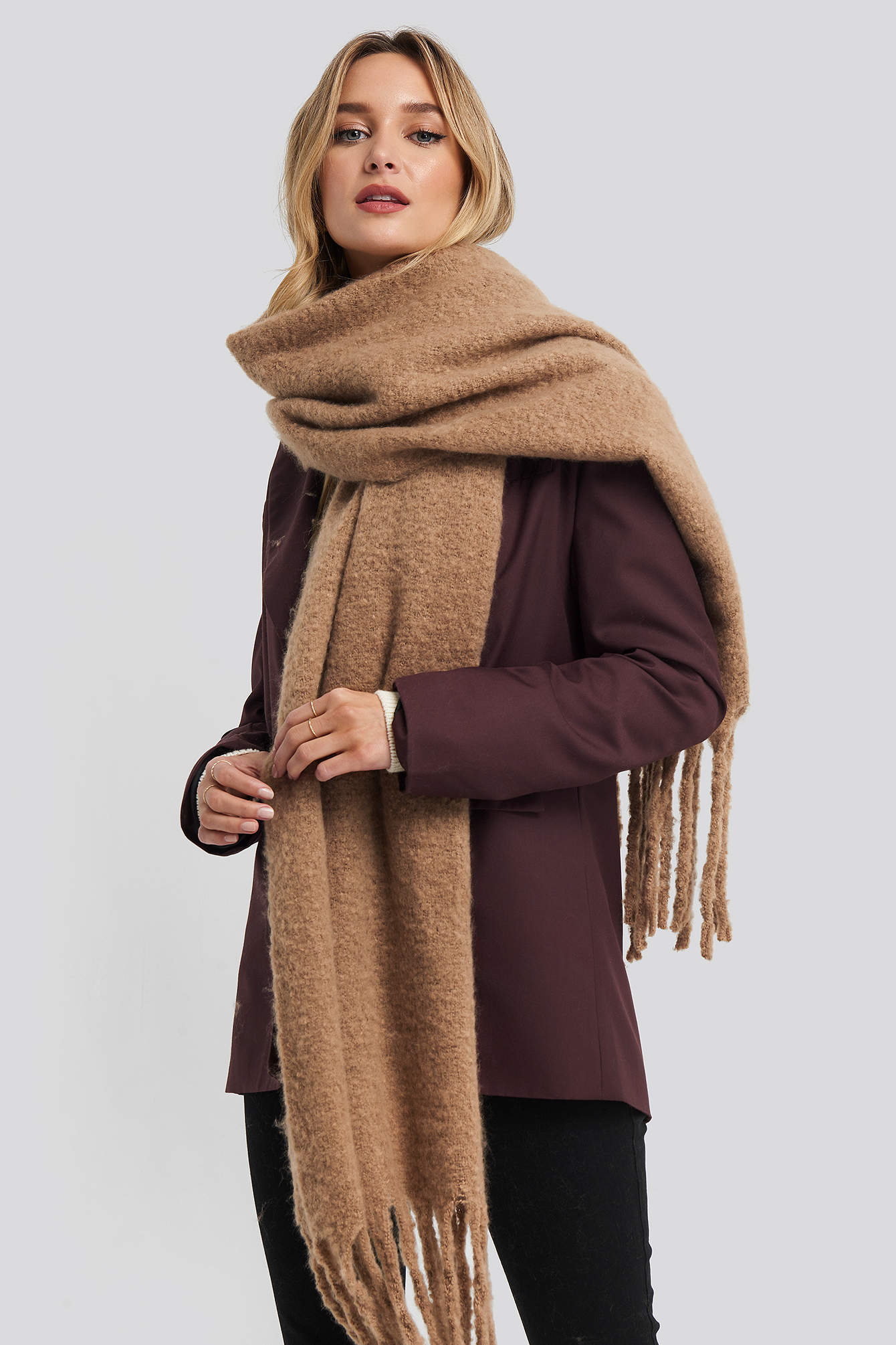 Chunky Fluffy Scarf Camel