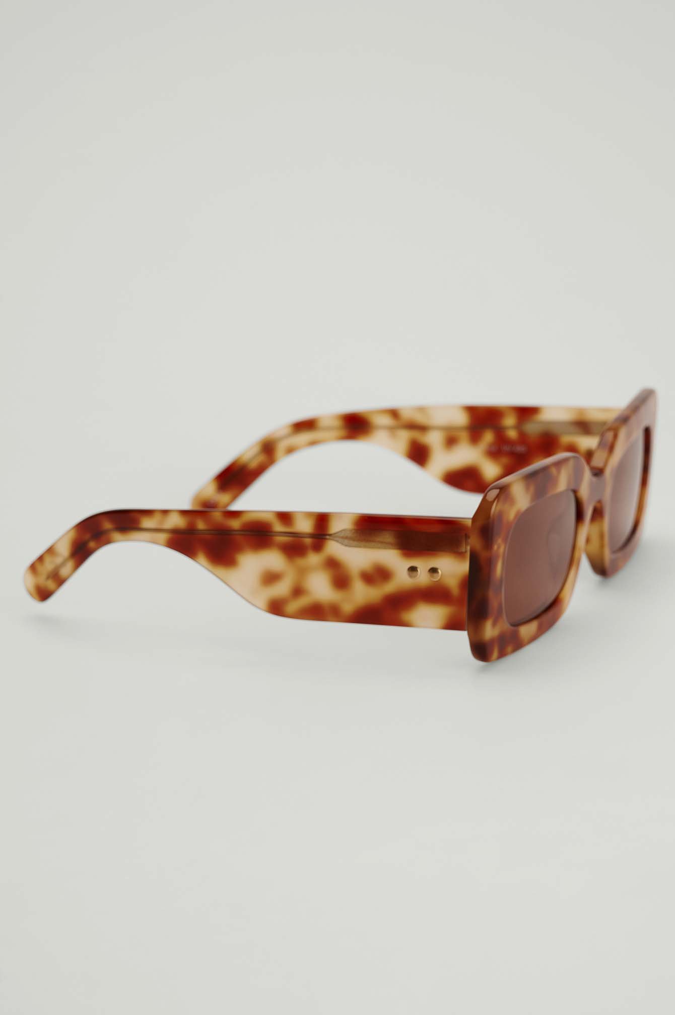 Light Tortoise Chunky Frame Acetate Sunglasses