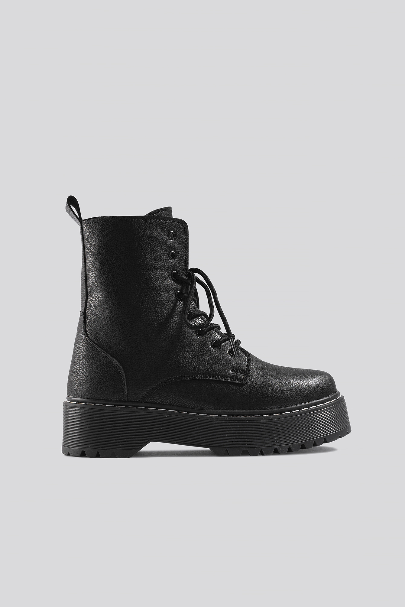 Chunky Rubber Sole Combat Boots Black