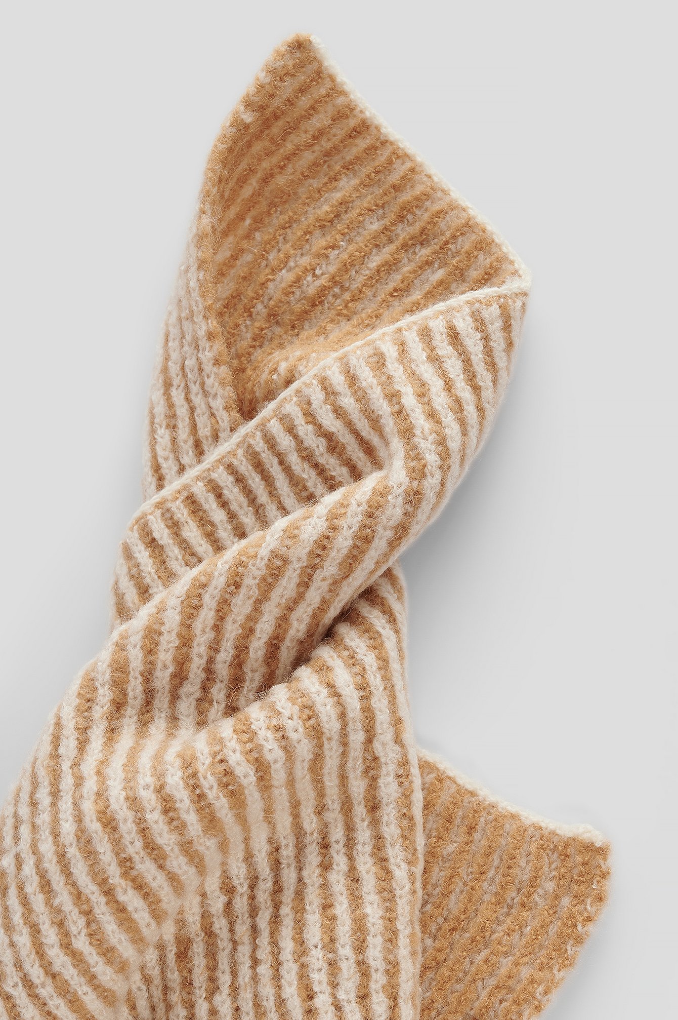 Beige Chunky Two Toned Scarf