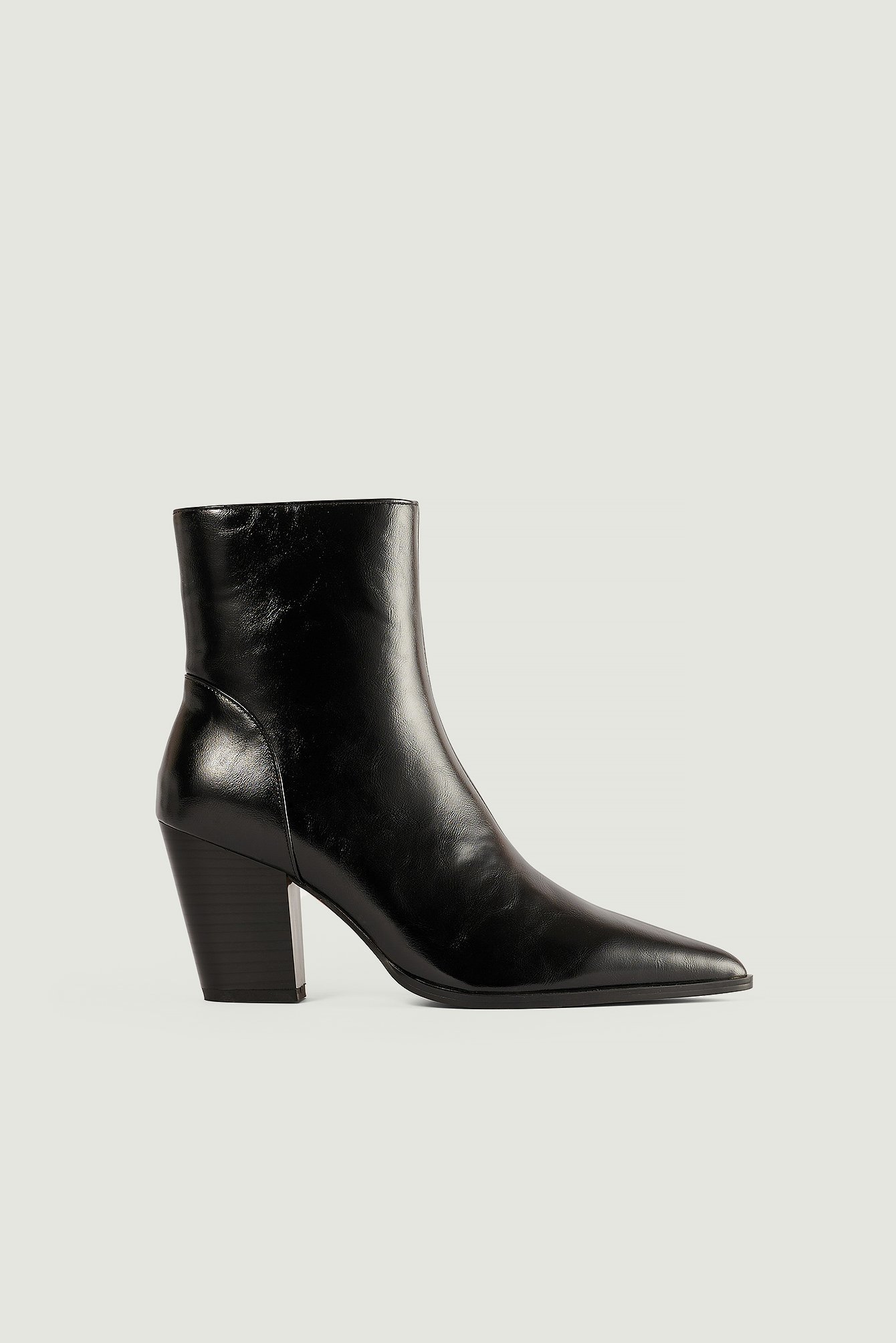 Black Chunky Western Heel Boots