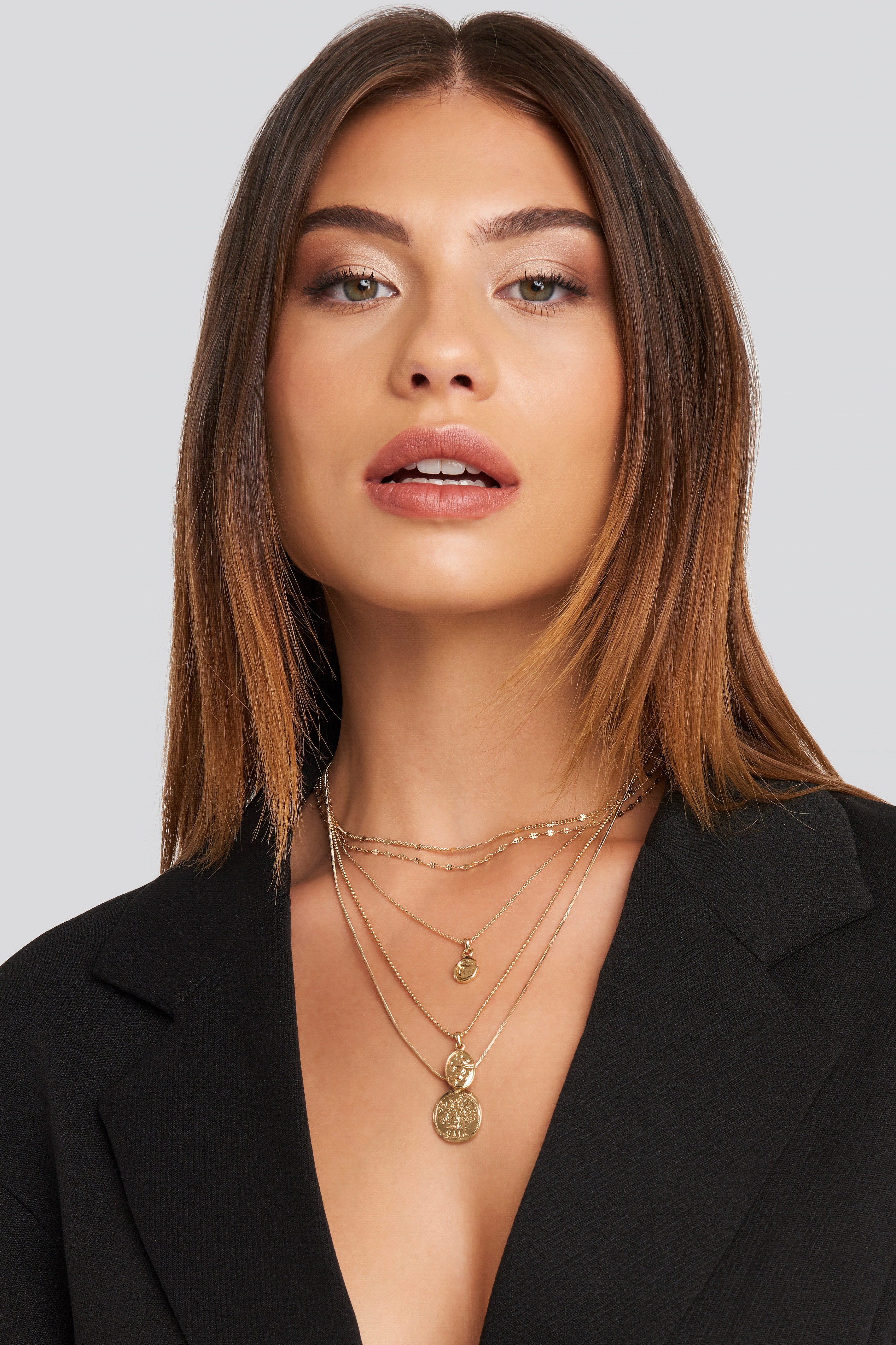 Coin Pendant Layered Necklace Gold