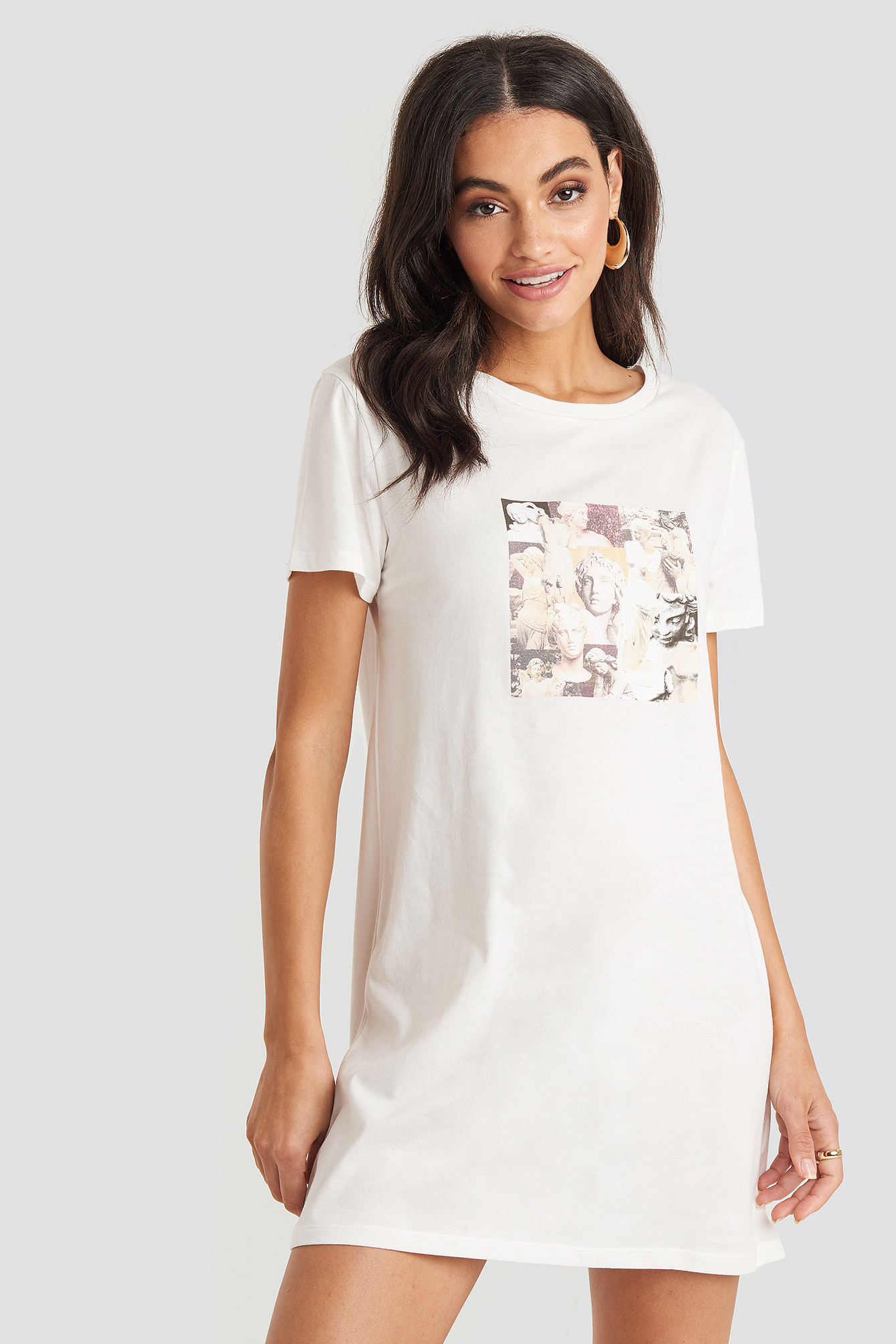 Sukienka Typu T shirts Bia y NA KD sukienka-typu-t-shirts-bia-y-na-kd