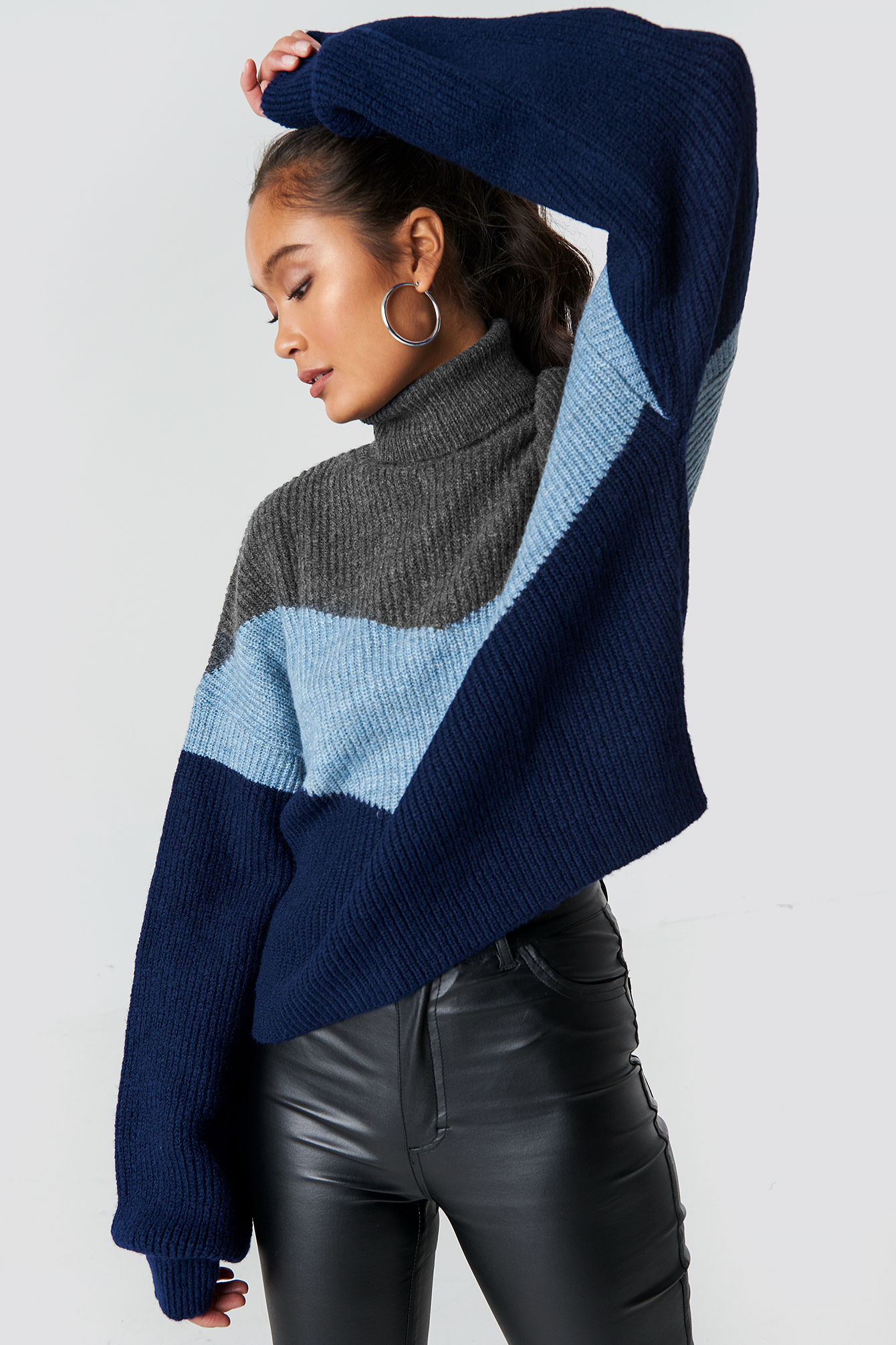 Na-kd Trend  Color Blocked Turtleneck Knitted Sweater - Blue