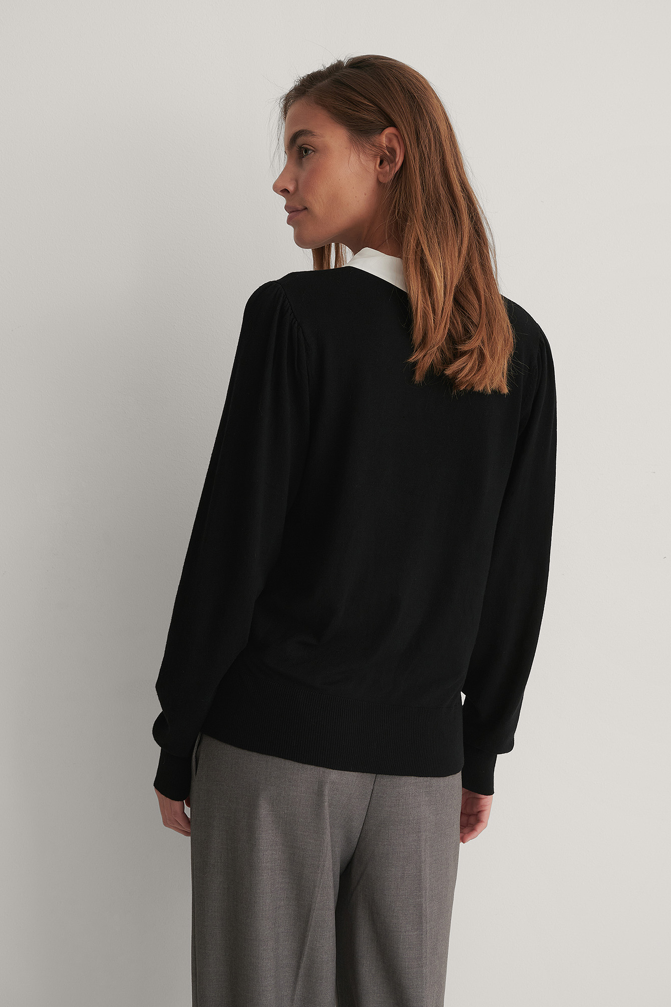 Contrast Collar Knitted Sweater Black