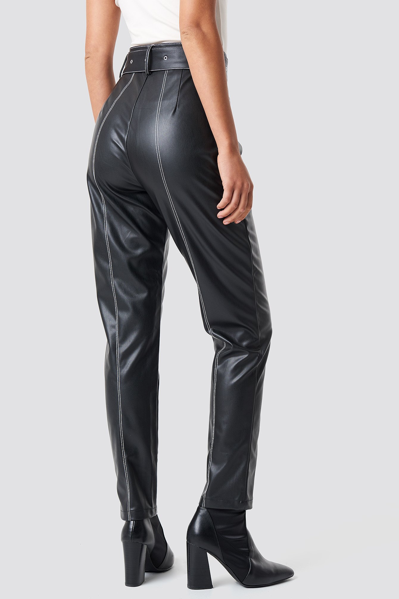 Contrast Seam Belted PU Pants Black | na-kd.com